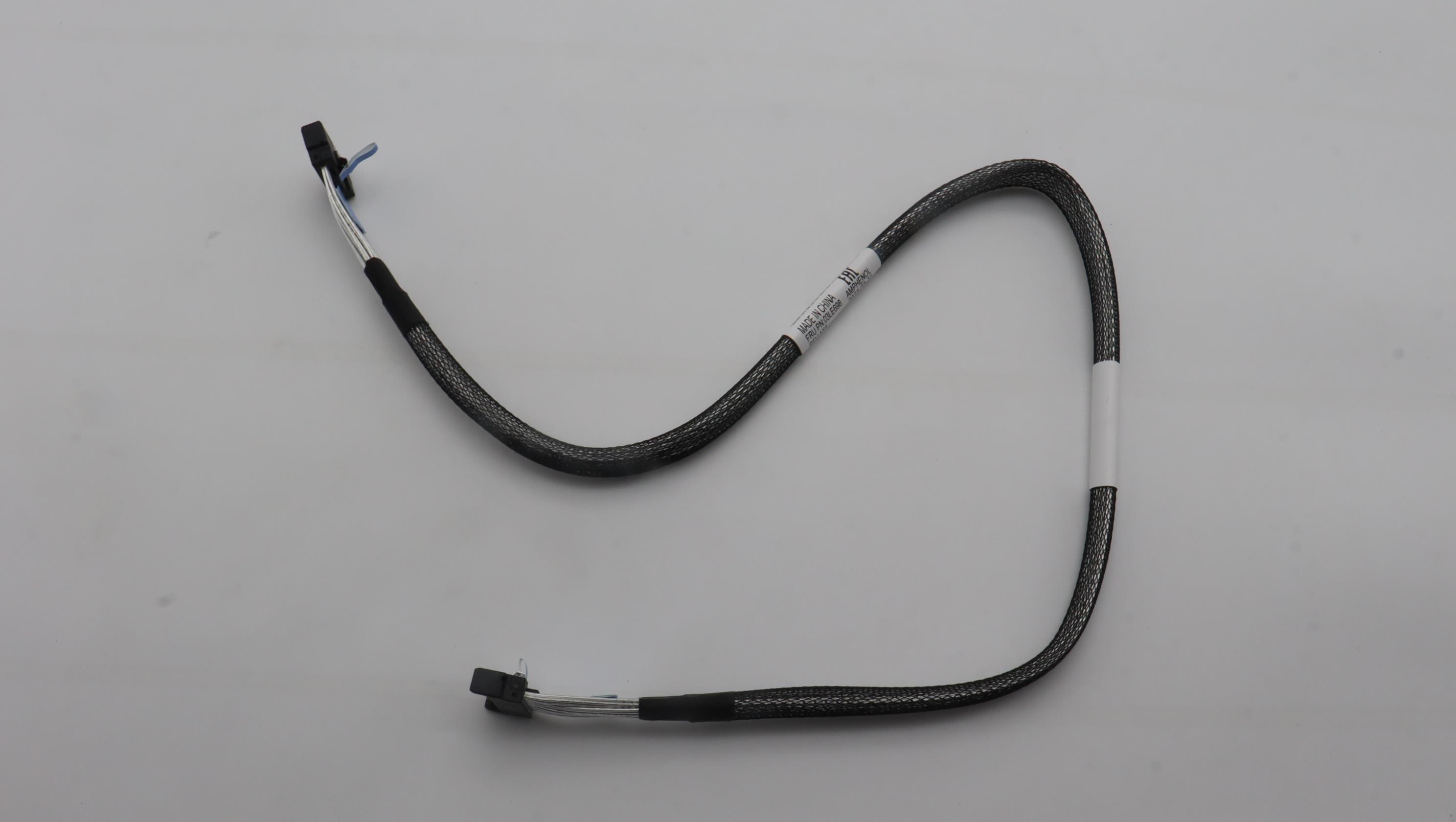 Кабель Lenovo Cable, Internal, SR630 V3,Gen5 cable,MCIOx8-MCIOx8,600mm (03LE698)