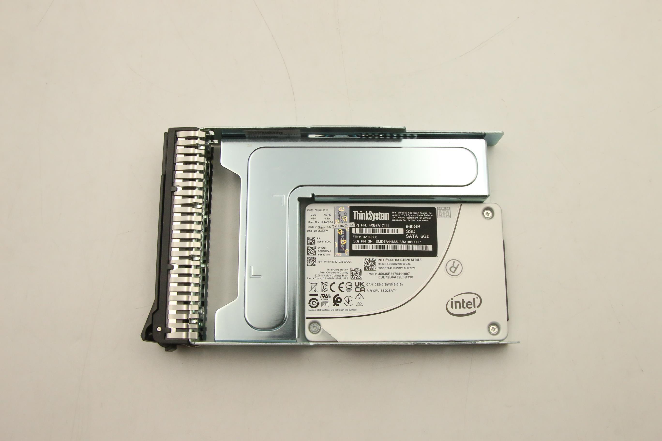 SSD накопитель Lenovo ThinkSystem 3.5" S4520 960GB Read Intensive SATA 6Gb SS SSD (02JG568)