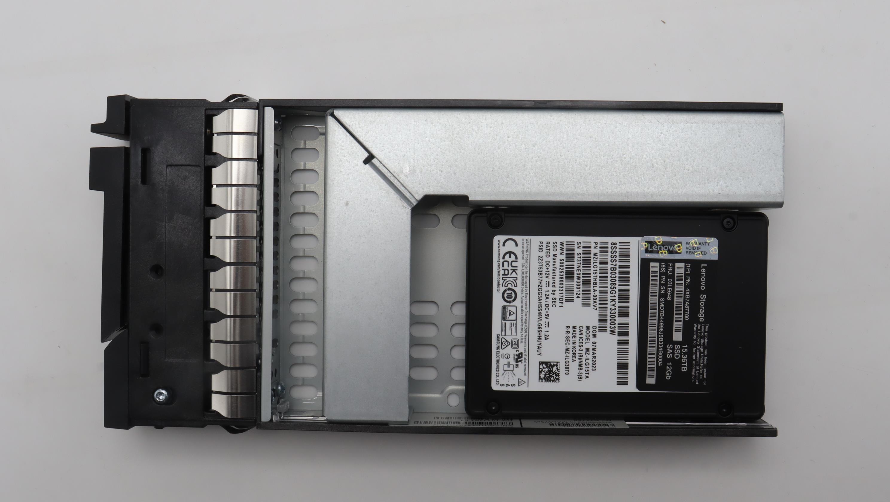 SSD накопитель Lenovo SSD Assembly, SAS, 2.5", 15.36TB 1DWPD 12.0Gb/s, Hot Swap, Internal Hard Drive, with tray (03LE648)