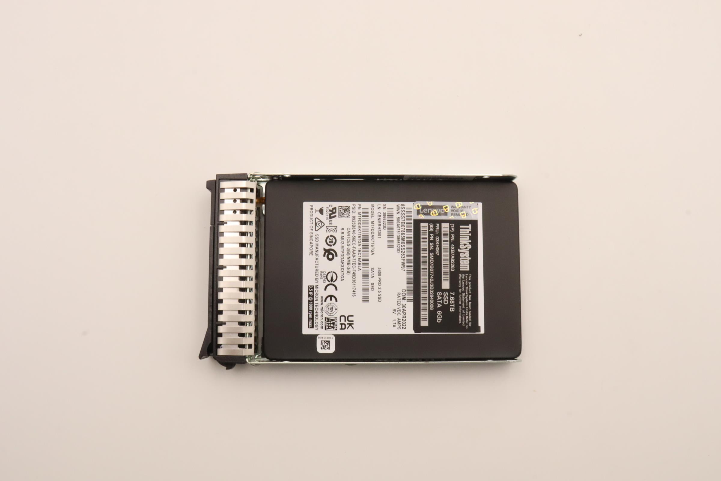 SSD накопитель Lenovo ThinkSystem 2.5" 5400 PRO 7.68TB Read Intensive SATA 6Gb HS SSD (03KH067)