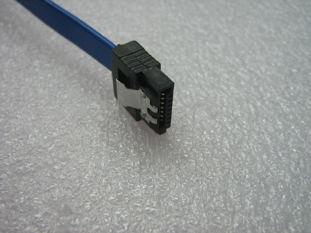 Кабель Lenovo FRU SATA Cable (43N9012)
