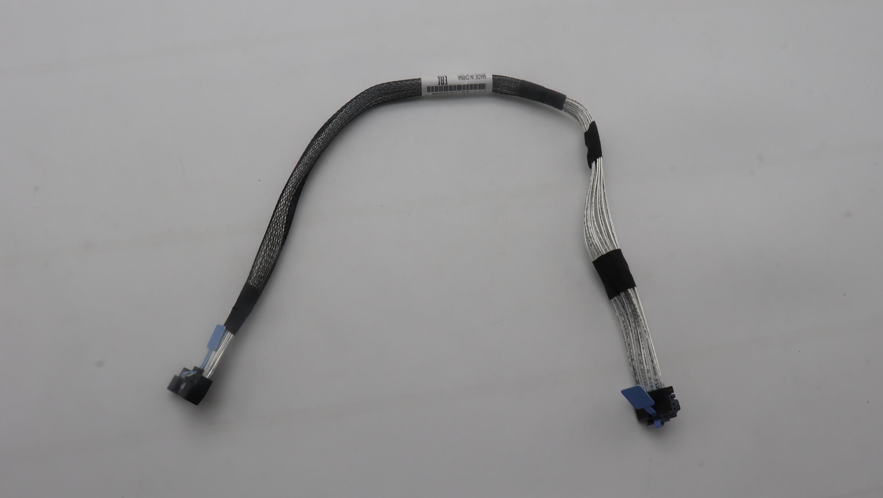 Кабель Lenovo Cable, Internal ,L440mm, Flat 140mm 32AWG ,MCIO x8 STR to Swift x8 RA (03LF909)
