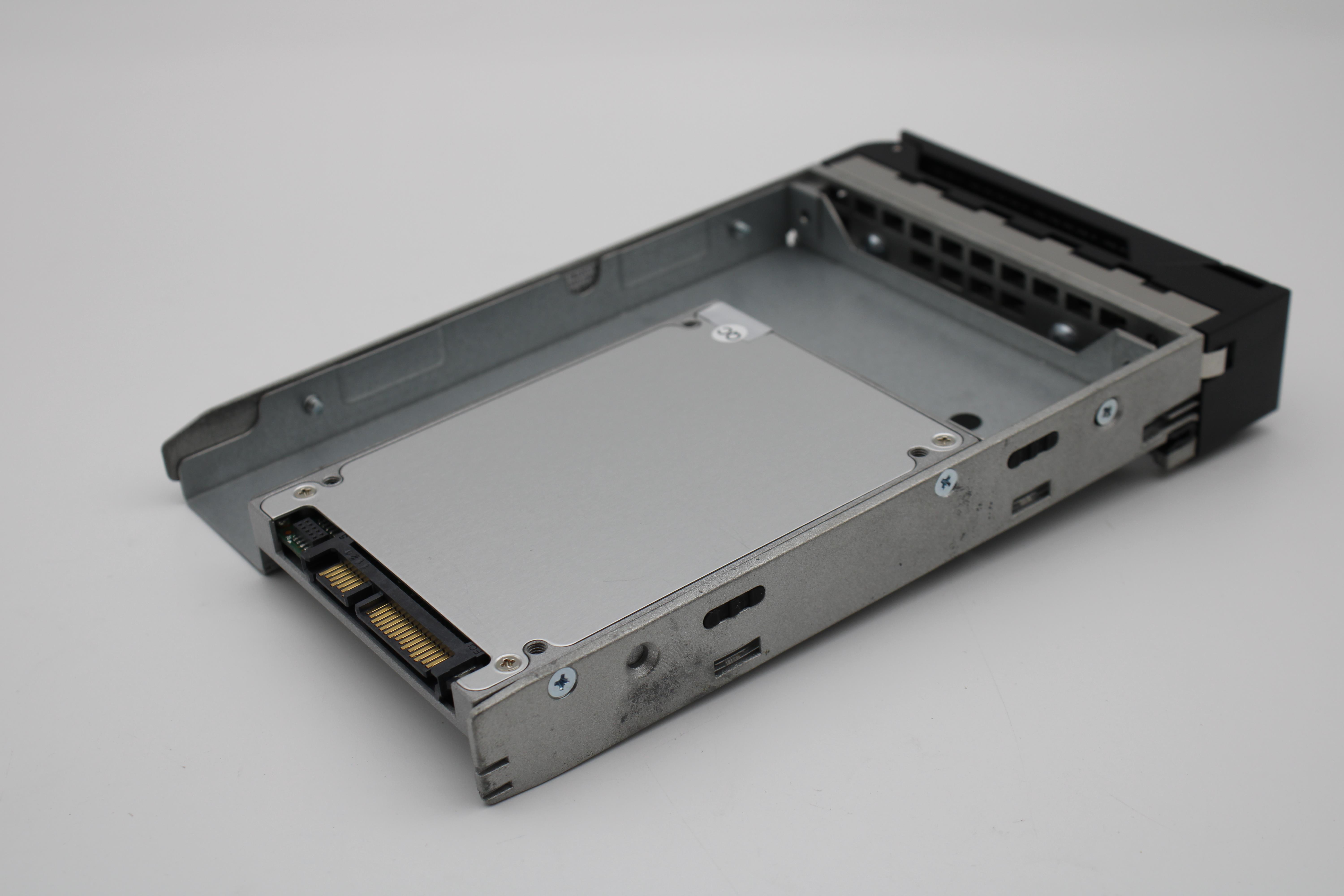 SSD накопитель Lenovo SSD 200G SATA 2.5 (03T7800)