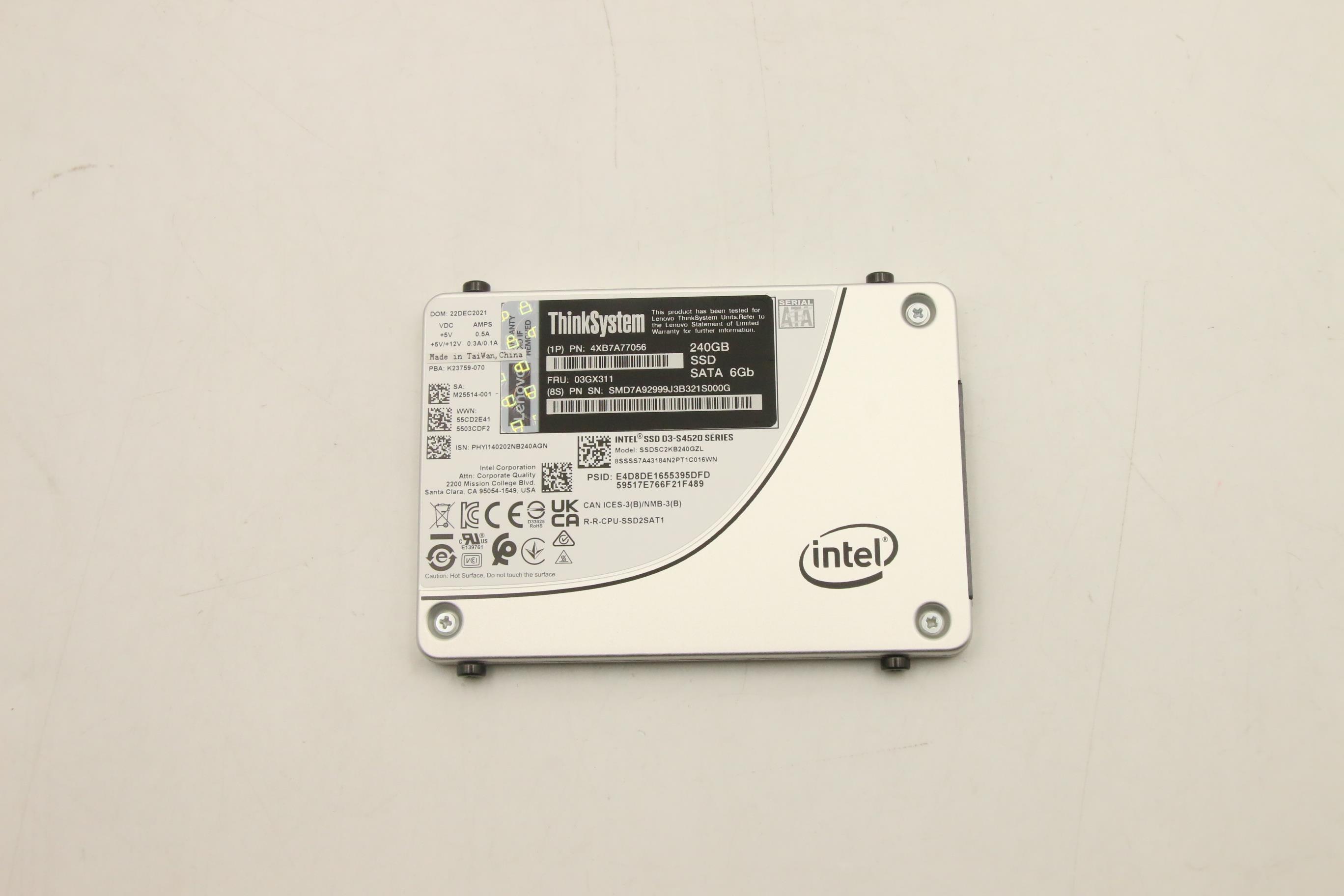 SSD накопитель Lenovo ThinkSystem 2.5" 7mm S4520 240GB Read Intensive SATA 6Gb Trayless SSD (03GX311)