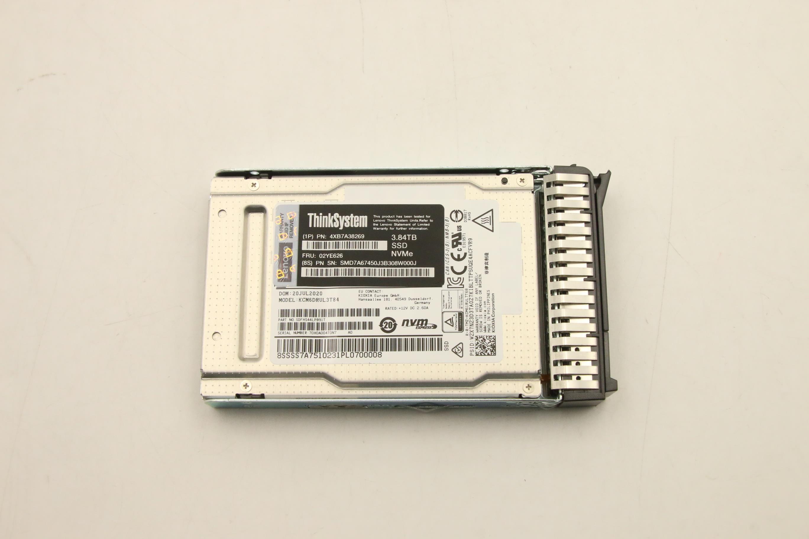 SSD накопитель Lenovo ThinkSystem U.3 Kioxia CM6-R 3.84TB Entry NVMe PCIe 4.0 x4 Hot Swap SSD SED (02YE626)
