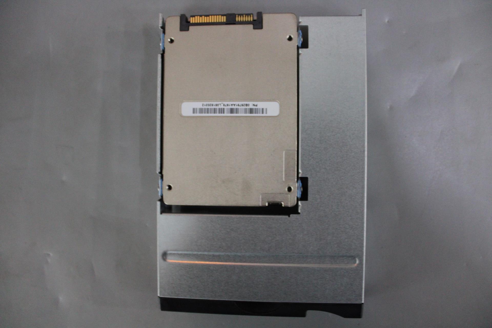 SSD накопитель Lenovo 400GSSDDHFFSAS (00WC032)