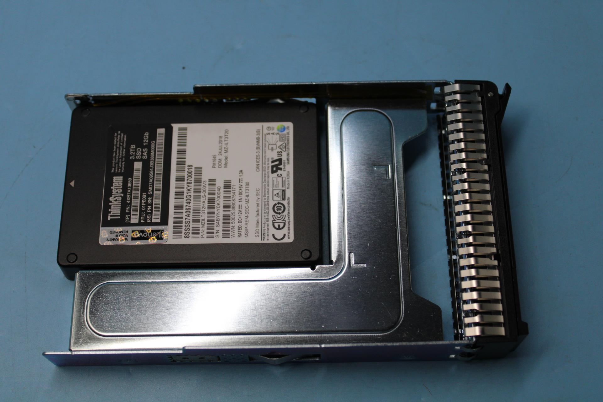 SSD накопитель Samsung SSD Assembly, PM1645, 3.2TB Mainstream ,3.5" ,SAS SSD FRU (01PE091)