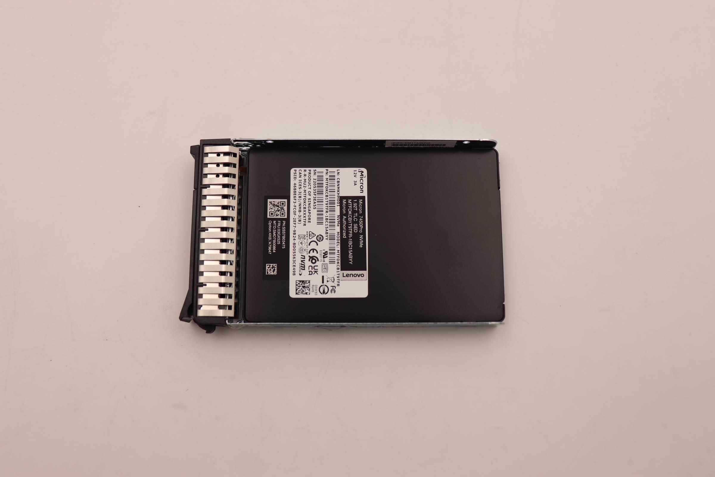 SSD накопитель Lenovo ThinkSystem 2.5" U.3 7450 PRO 1.92TB Read Intensive NVMe PCIe 4.0 x4 HS SSD SED (03GX525)