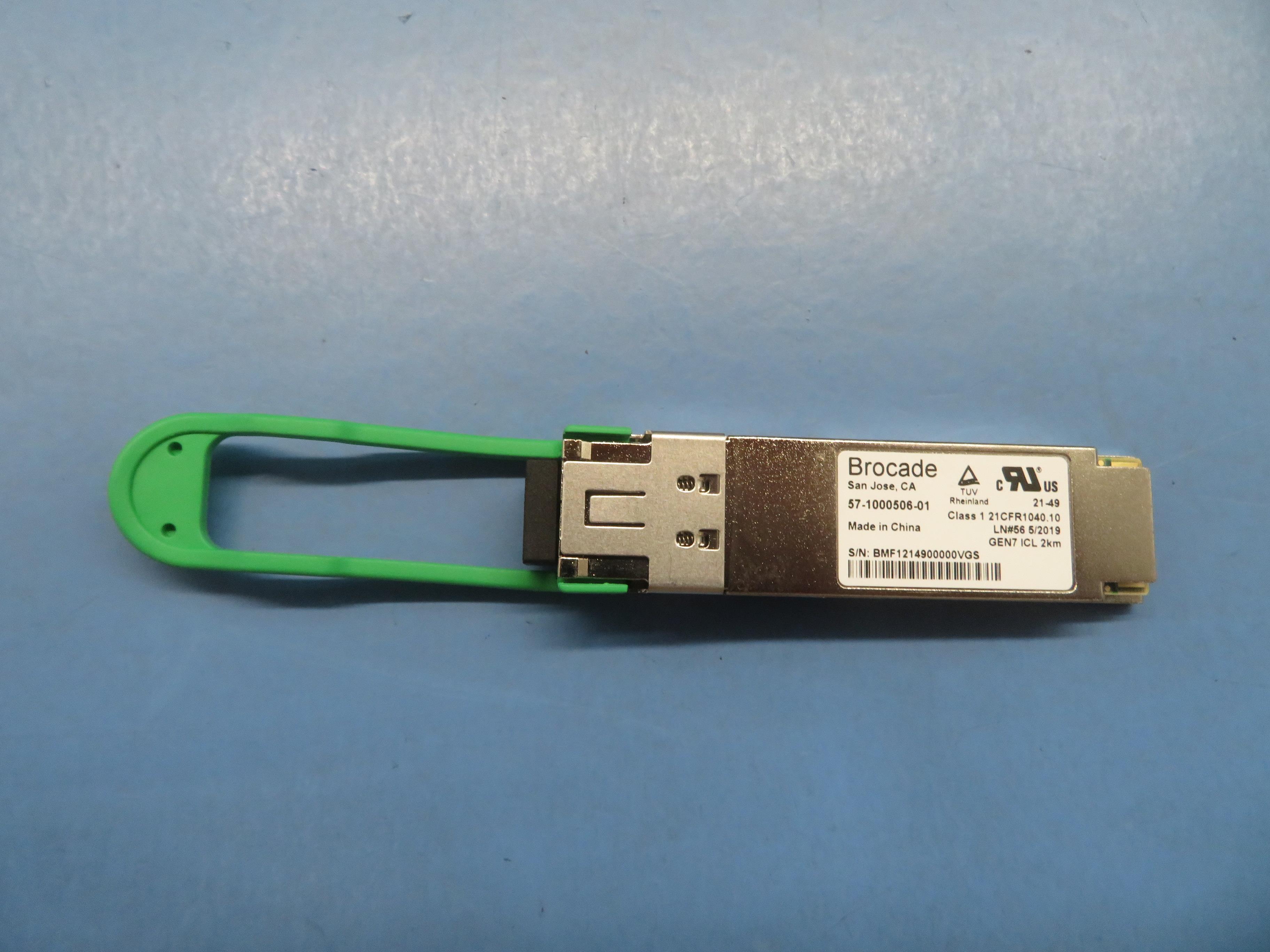 Трансивер Lenovo Optical Transceiver, QSFP,2KM,GEN 7 Inter Chassis Link,1-PACK (03KL419)