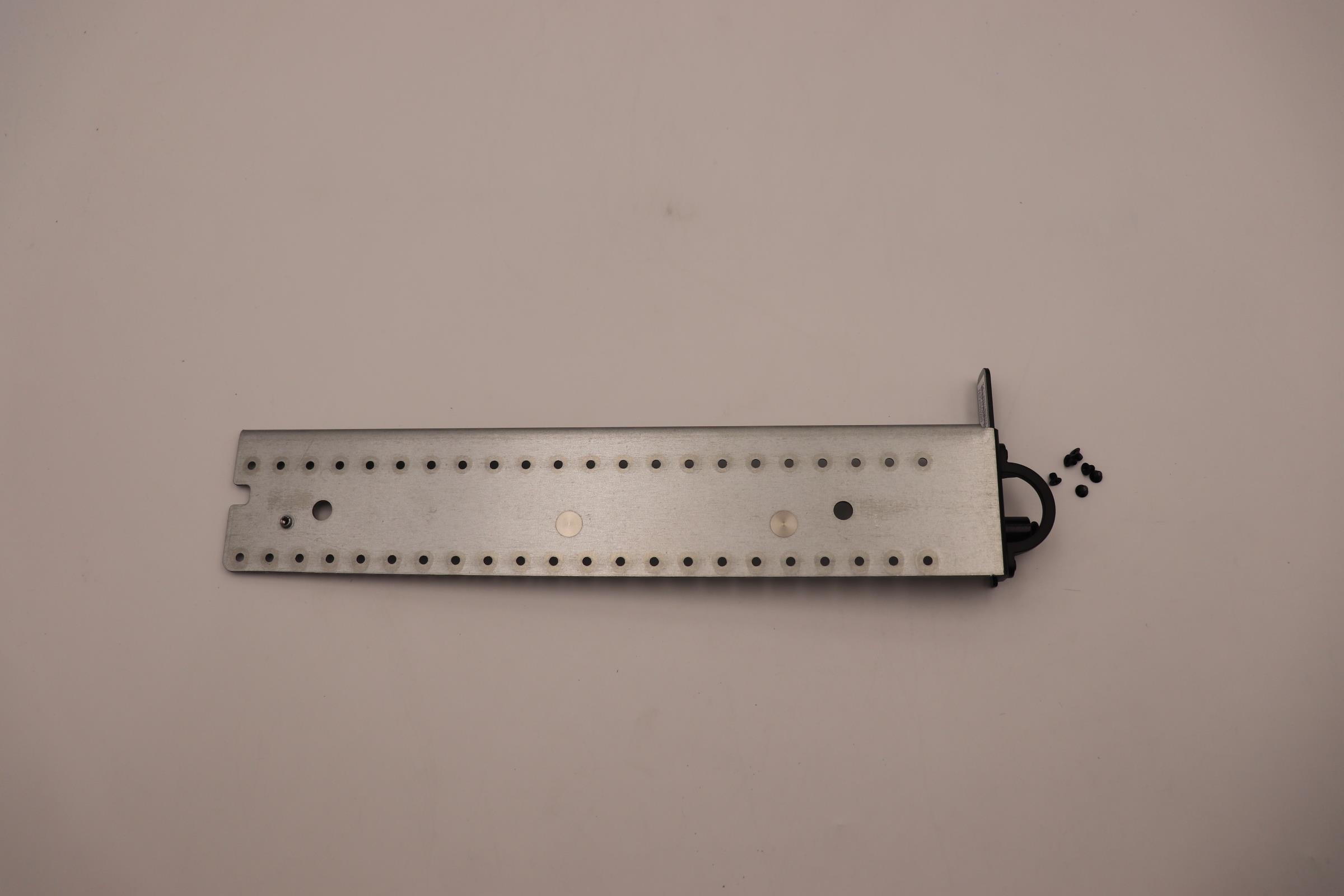 Монтажный комплект Lenovo 2U EIA BRKT R SECURITY (02YF854)