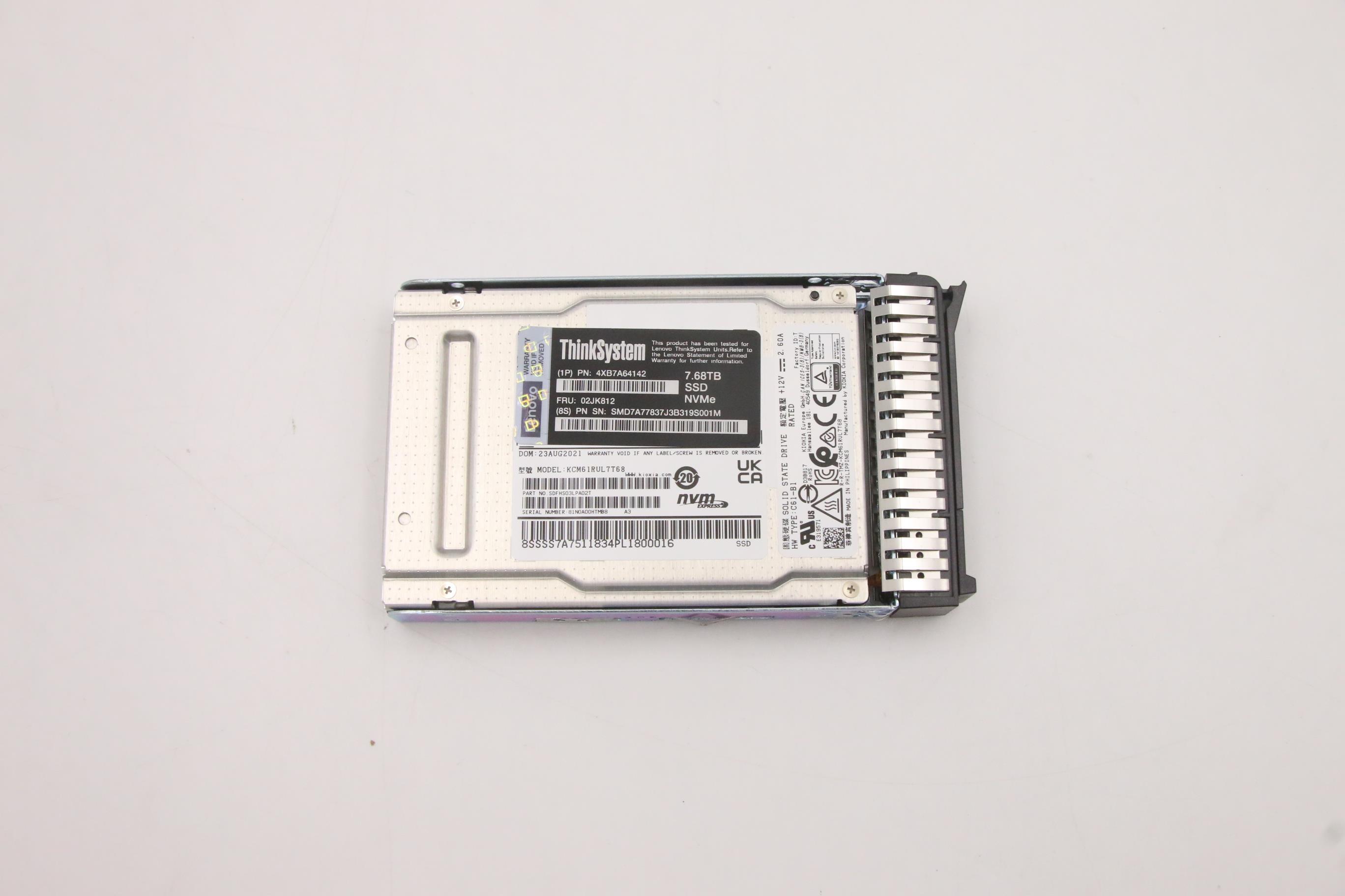 SSD накопитель Lenovo ThinkSystem U.3 Kioxia CM6-R 7.68TB Entry NVMe PCIe 4.0 x4 Hot Swap SSD (02JK812)