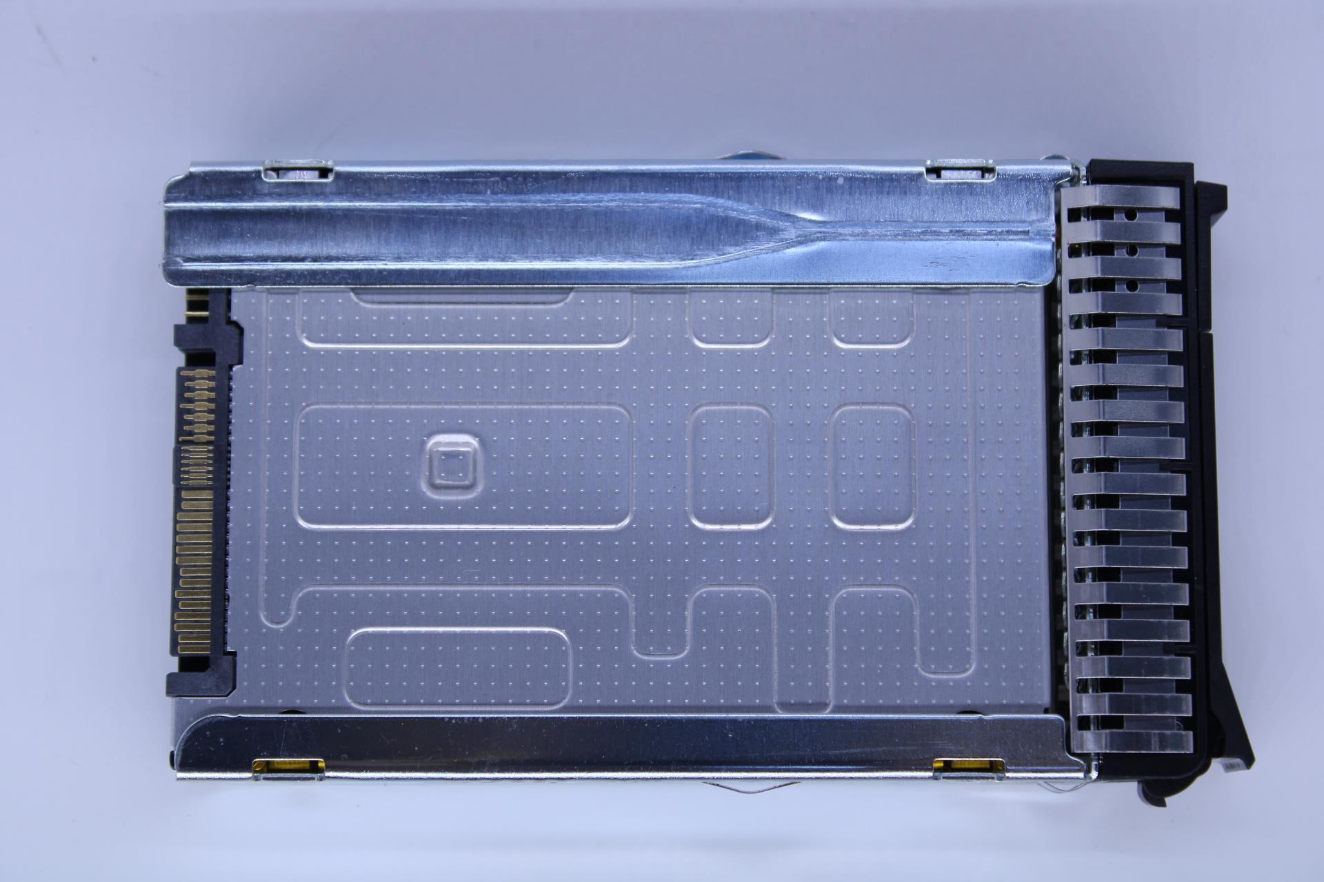 SSD накопитель Lenovo 1.6TB NVMe Enterprise Performance 2.5" G4HS SSD (01GT728)