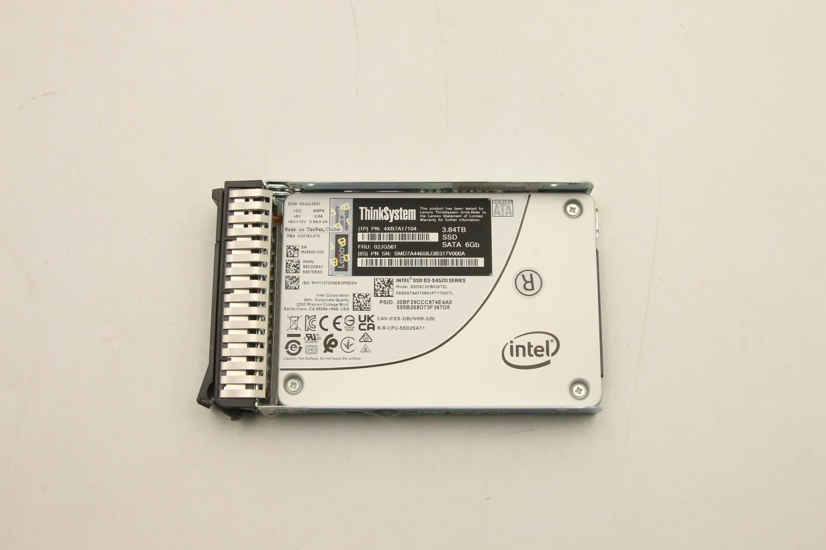 SSD накопитель Lenovo ThinkSystem 2.5" S4520 3.84TB Read Intensive SATA 6Gb HS SSD (02JG561)