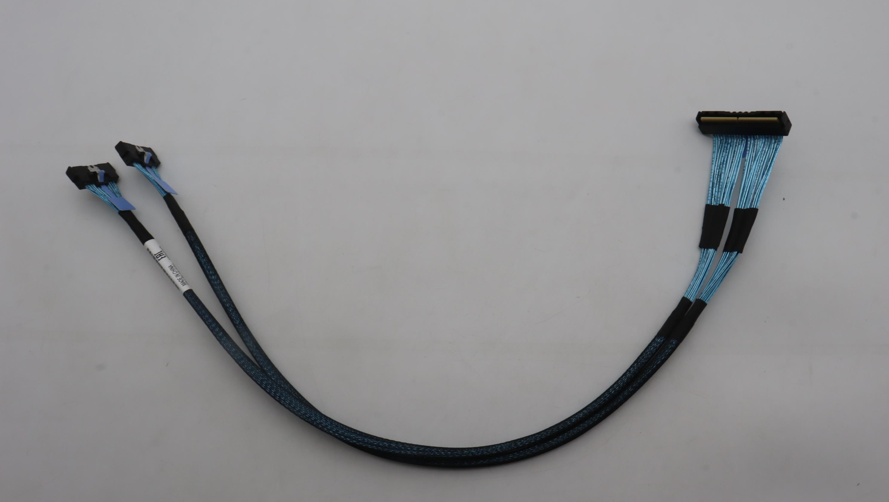 Кабель Lenovo Cable, Internal x16 MCIO 148p ST to 2 x8 MCIO 74p ST 32 AWG L=520, 520 mm (03LD734)