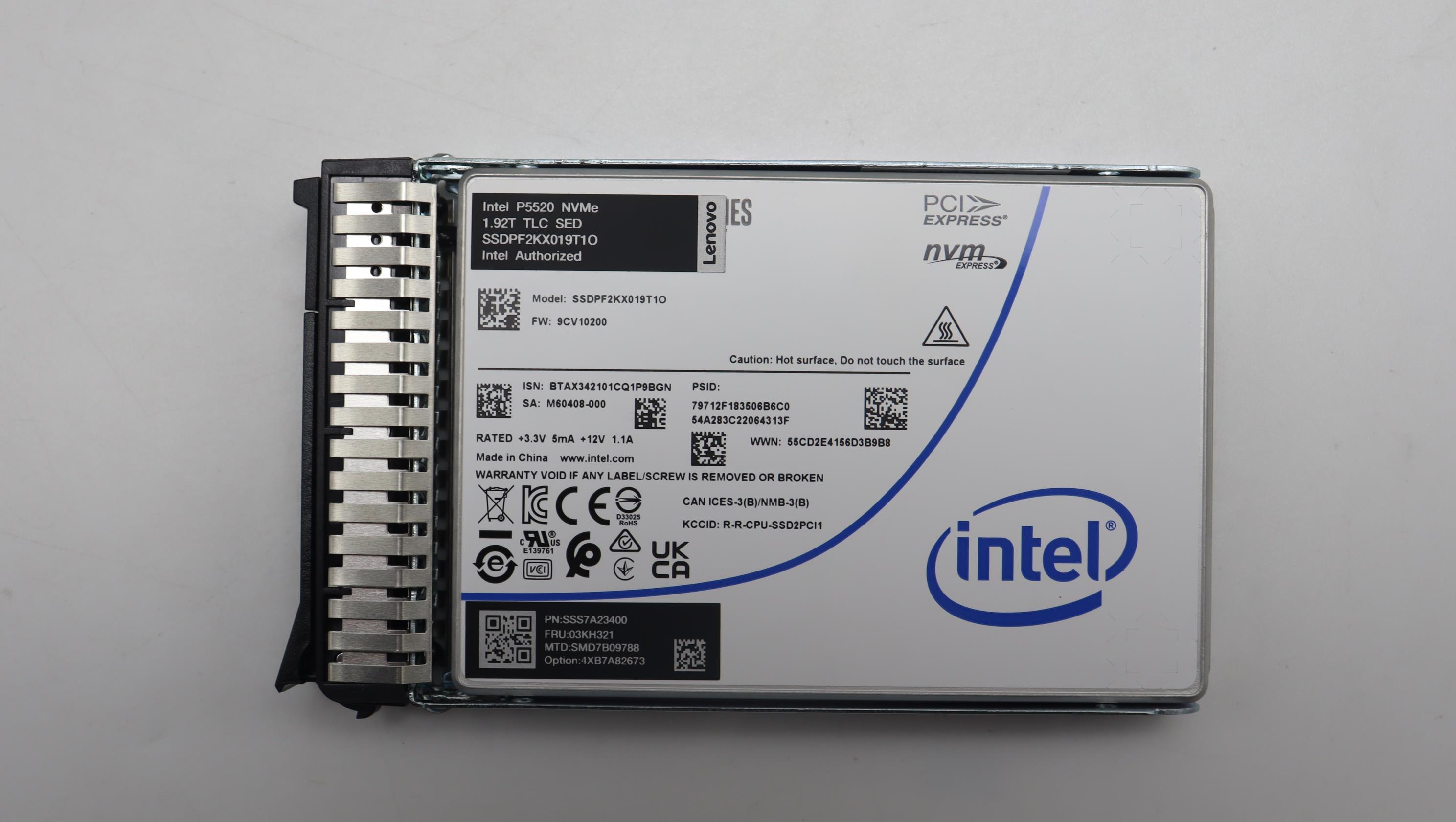 SSD накопитель Intel P5520 1.92T SSDPF2KX019T1 2.5" NVMe non-SED SSD with Gen4 HS tray CSP (03KH321)