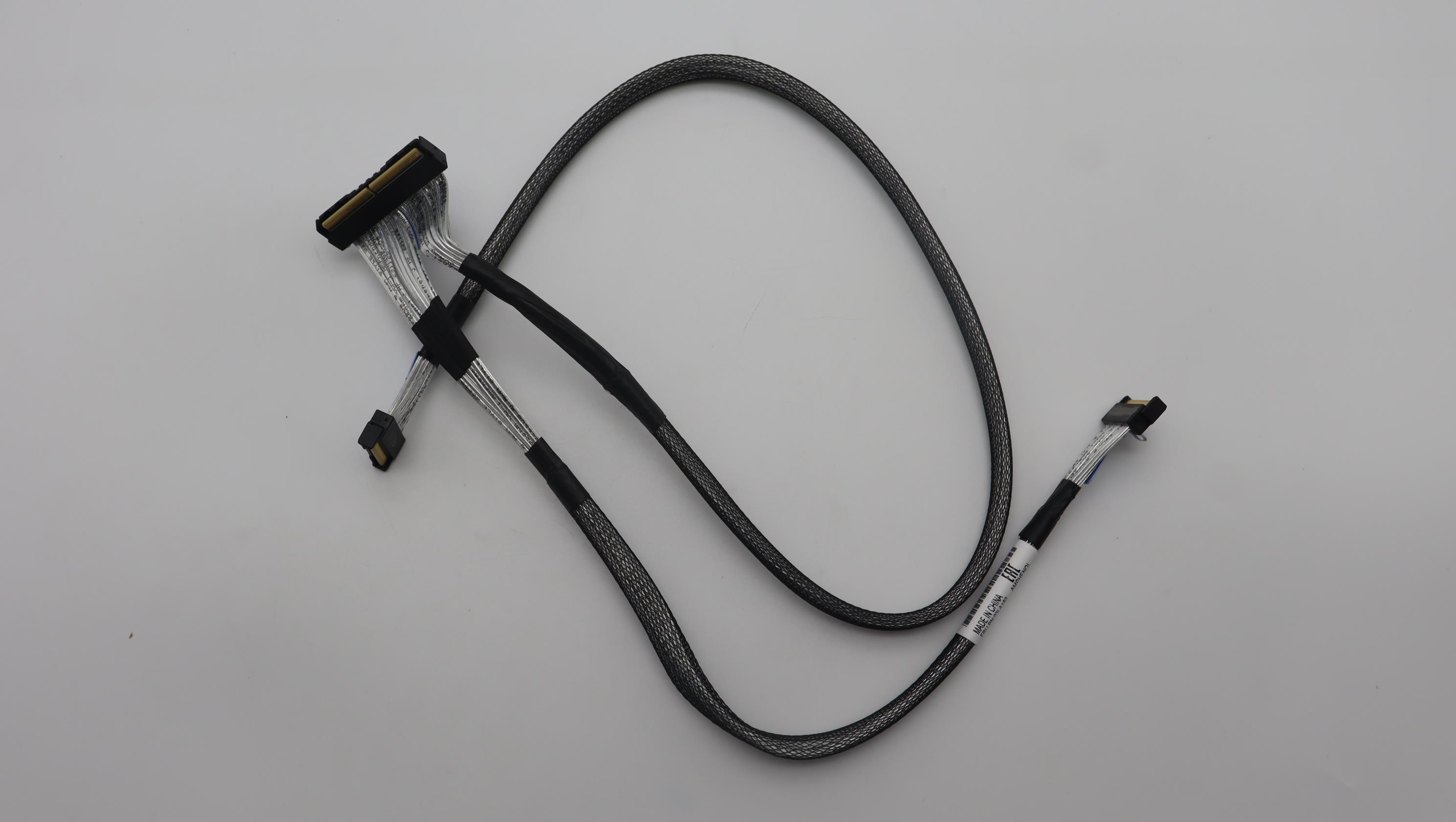 Кабель Lenovo Cable, Internal, x16 MCIO 148p ST to 2 x8 MCIO 74p ST 30 AWG L=400, 680 mm (03LA182)