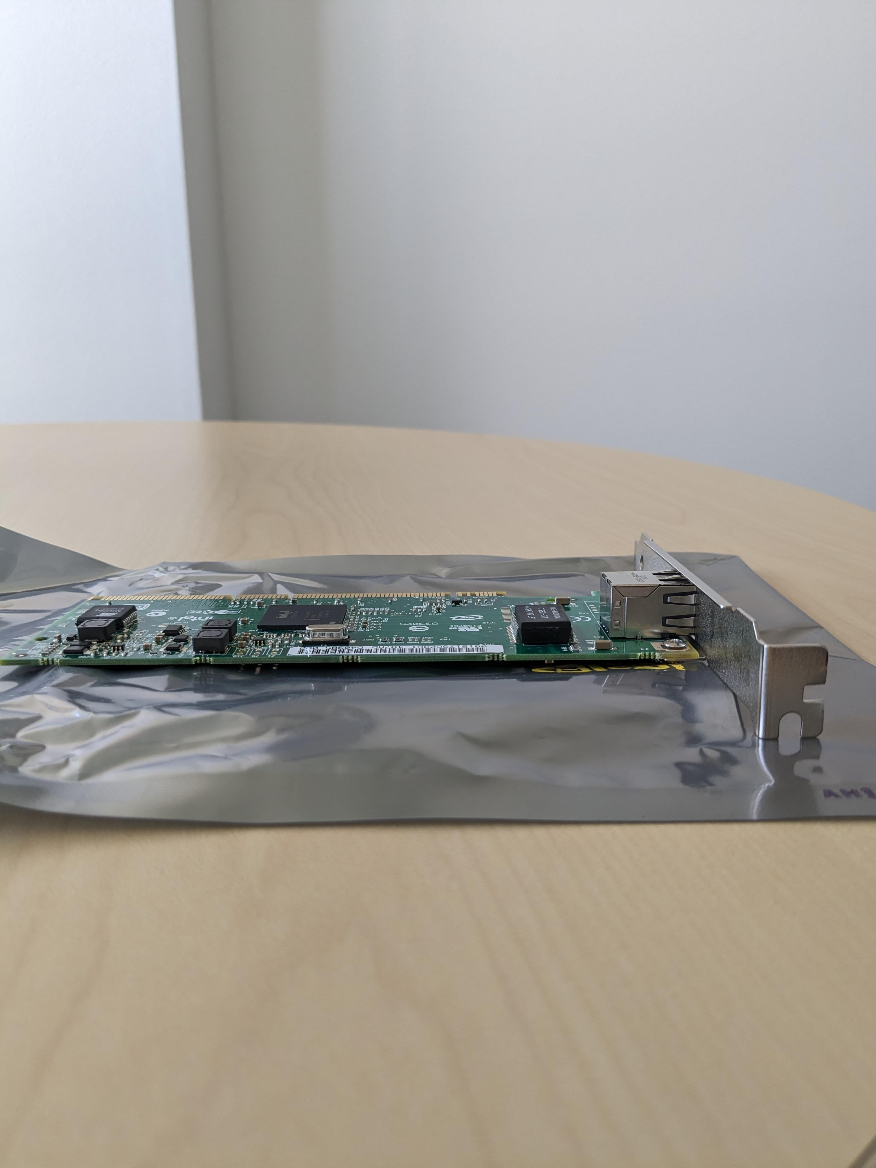 Сетевая карта Lenovo PRO/1000 GT SV (39Y6107)