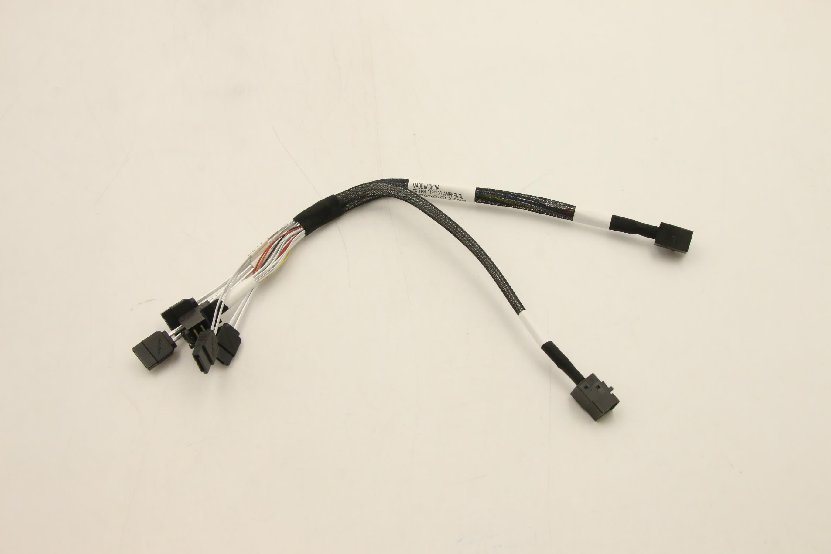 Кабель Lenovo SR250 BP MSHD,2.5" chassis,330 (01PF136)