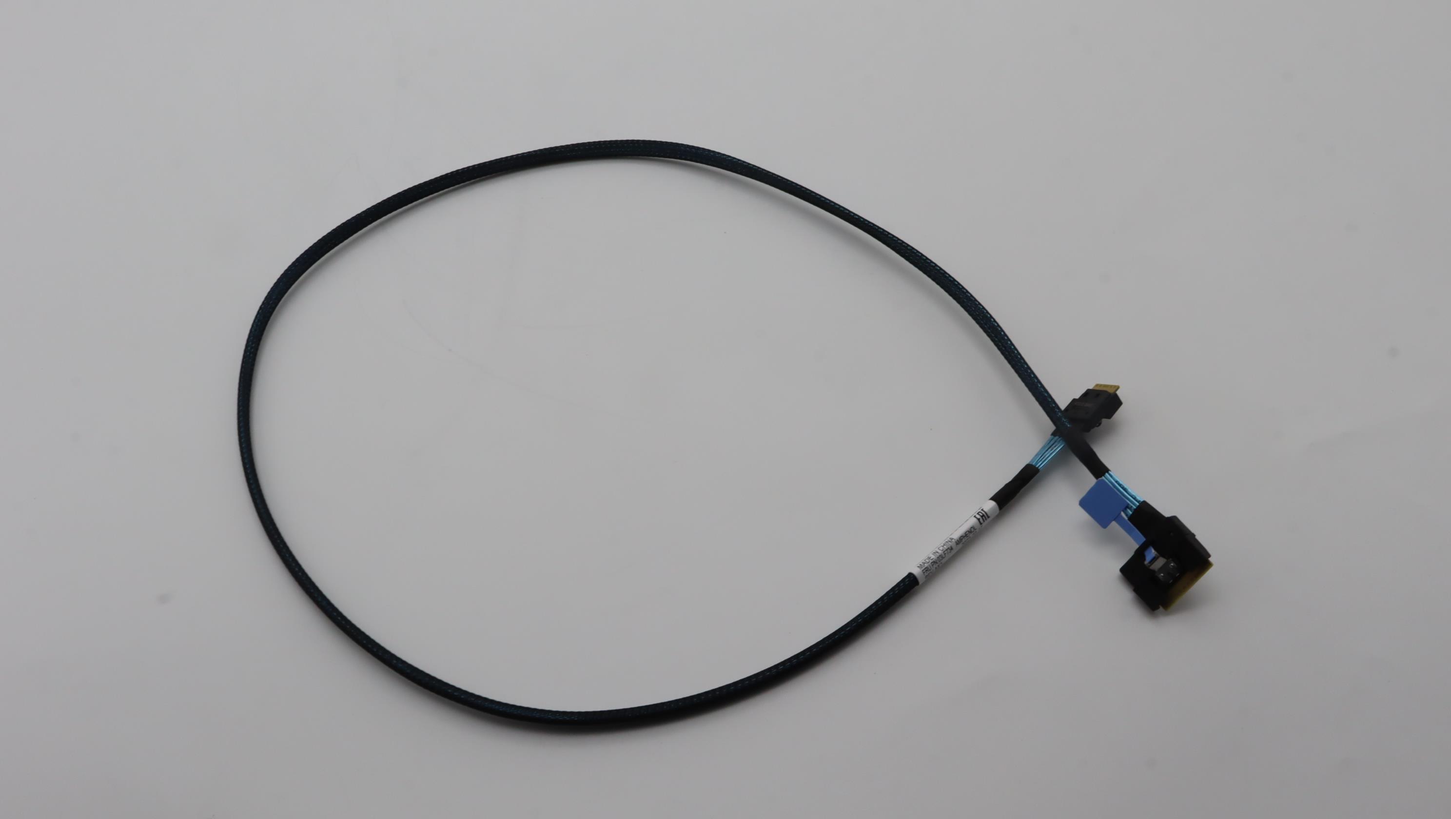 Кабель Lenovo Cable, Internal, ThinkSystem SR635/SR655 V3 Gen4 SAS/SATA cable,Raid to 4x2.5 BP 885mm, SLMX8-SLMX4 (03LF734)