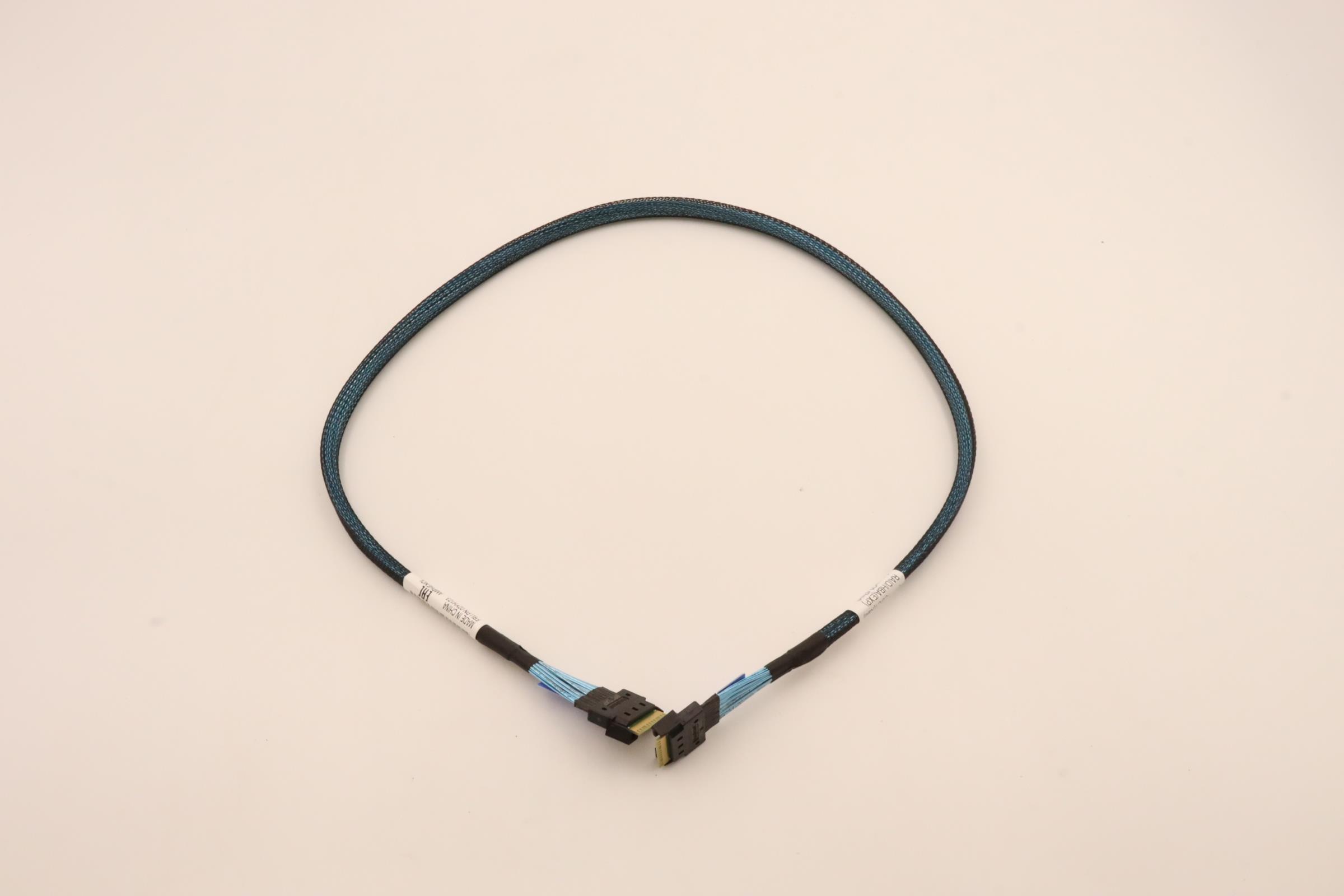 Кабель Lenovo 770mm,from C0/C1 RAID to SAS(BackPlane2), SAS/SATA cable (02YH123)