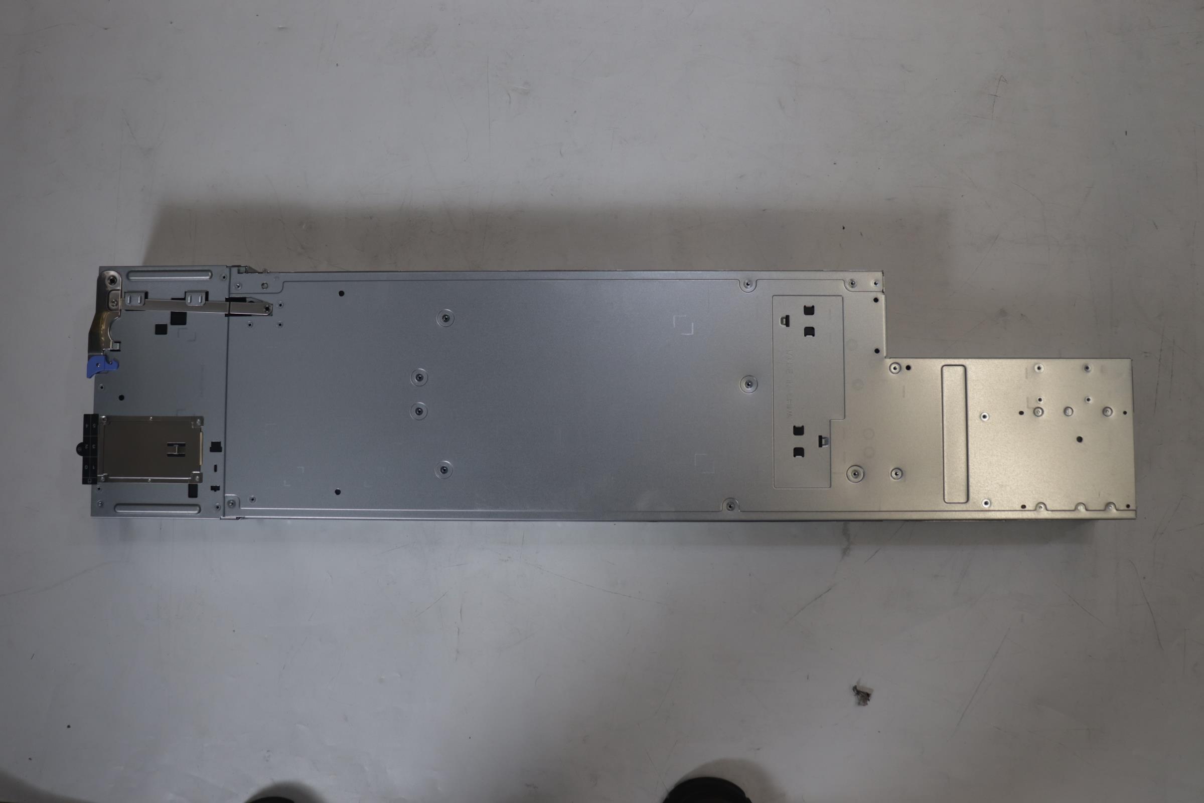 Лоток Lenovo Mechanical Assembly, Node Tray, SD550 V3 (03LC358)