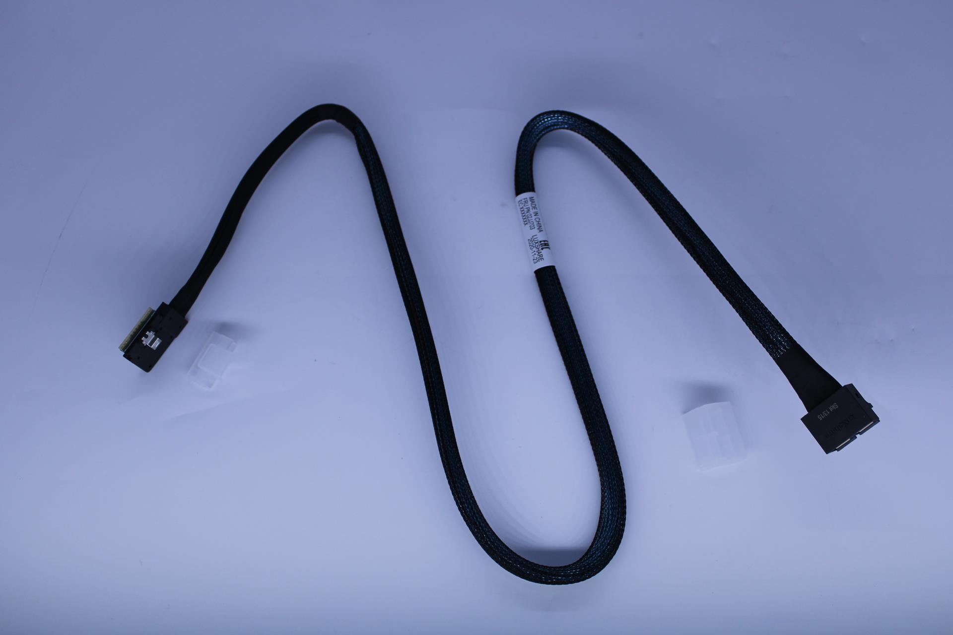 Кабель Lenovo SAS Cable : RAID Card to HDD BP (MiniSAS x8 to 2x Simline x4),820mm (02JJ703)