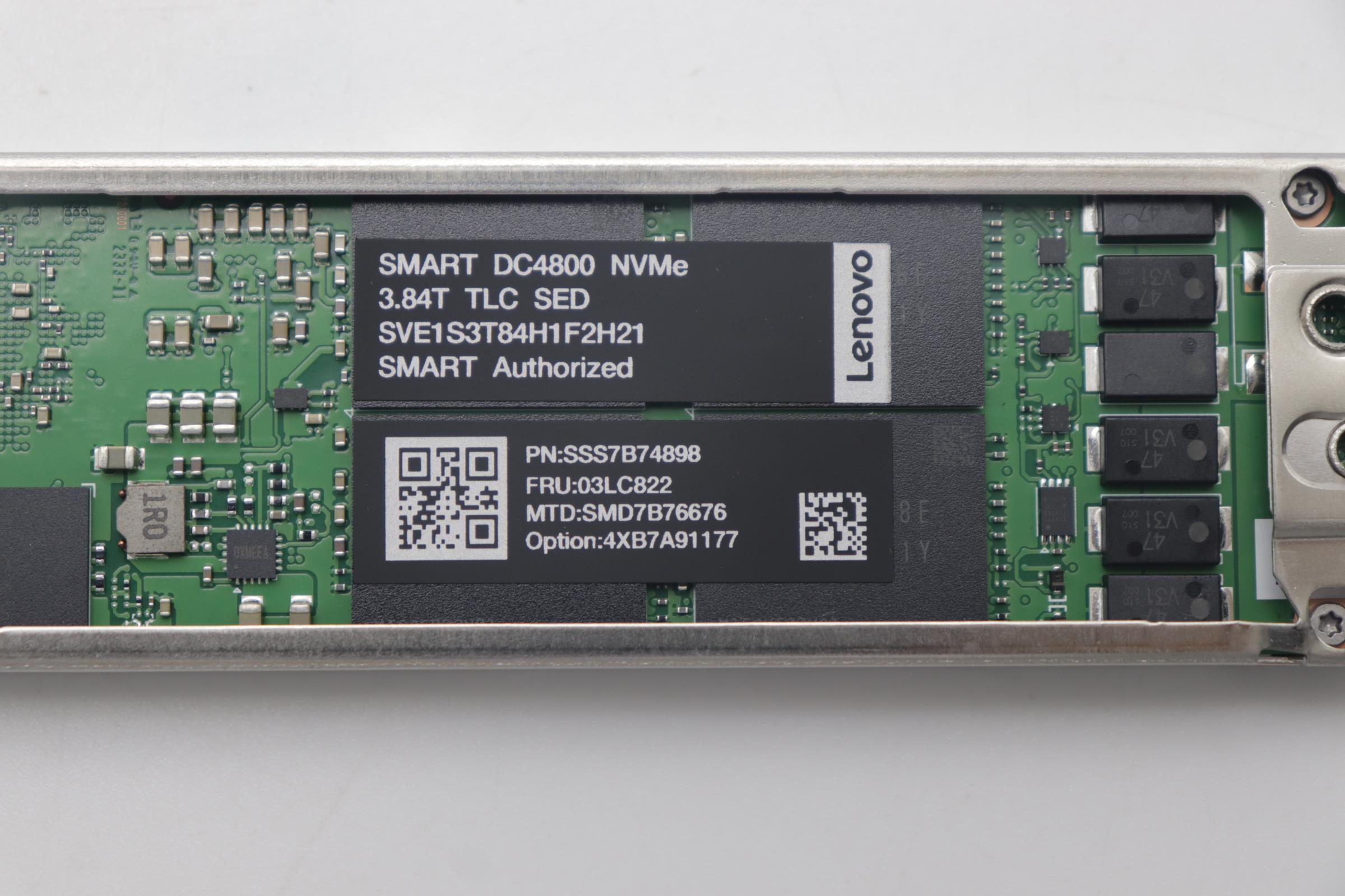 SSD накопитель Lenovo ThinkSystem E1.S 5.9mm DC4800 3.84TB Read Intensive NVMe PCIe 4.0 x4 HS SSD v2 (03LC822)