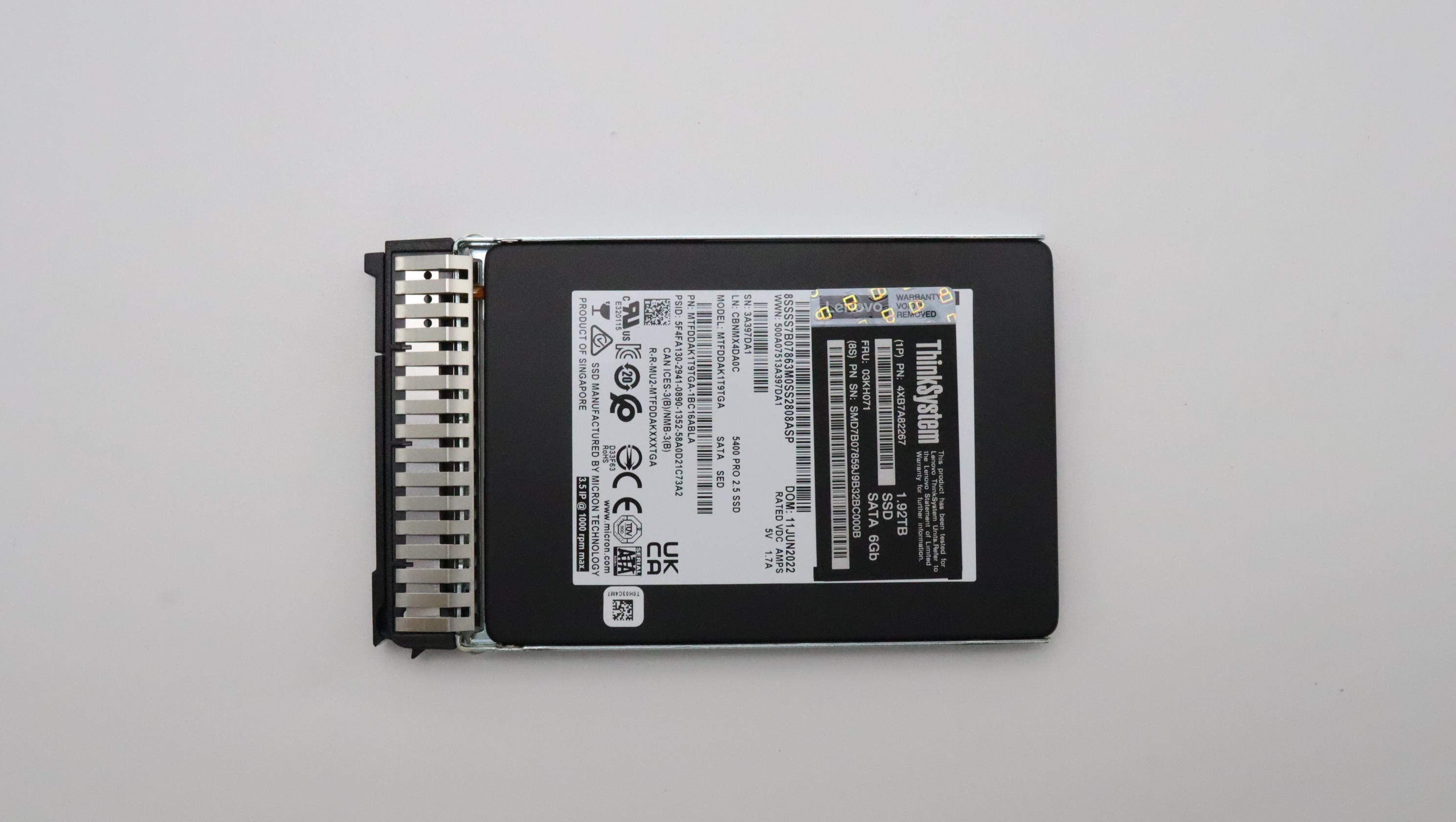 SSD накопитель Lenovo ThinkSystem 7mm 5400 PRO 1.92TB Read Intensive SATA 6Gb HS SSD (03KH071)