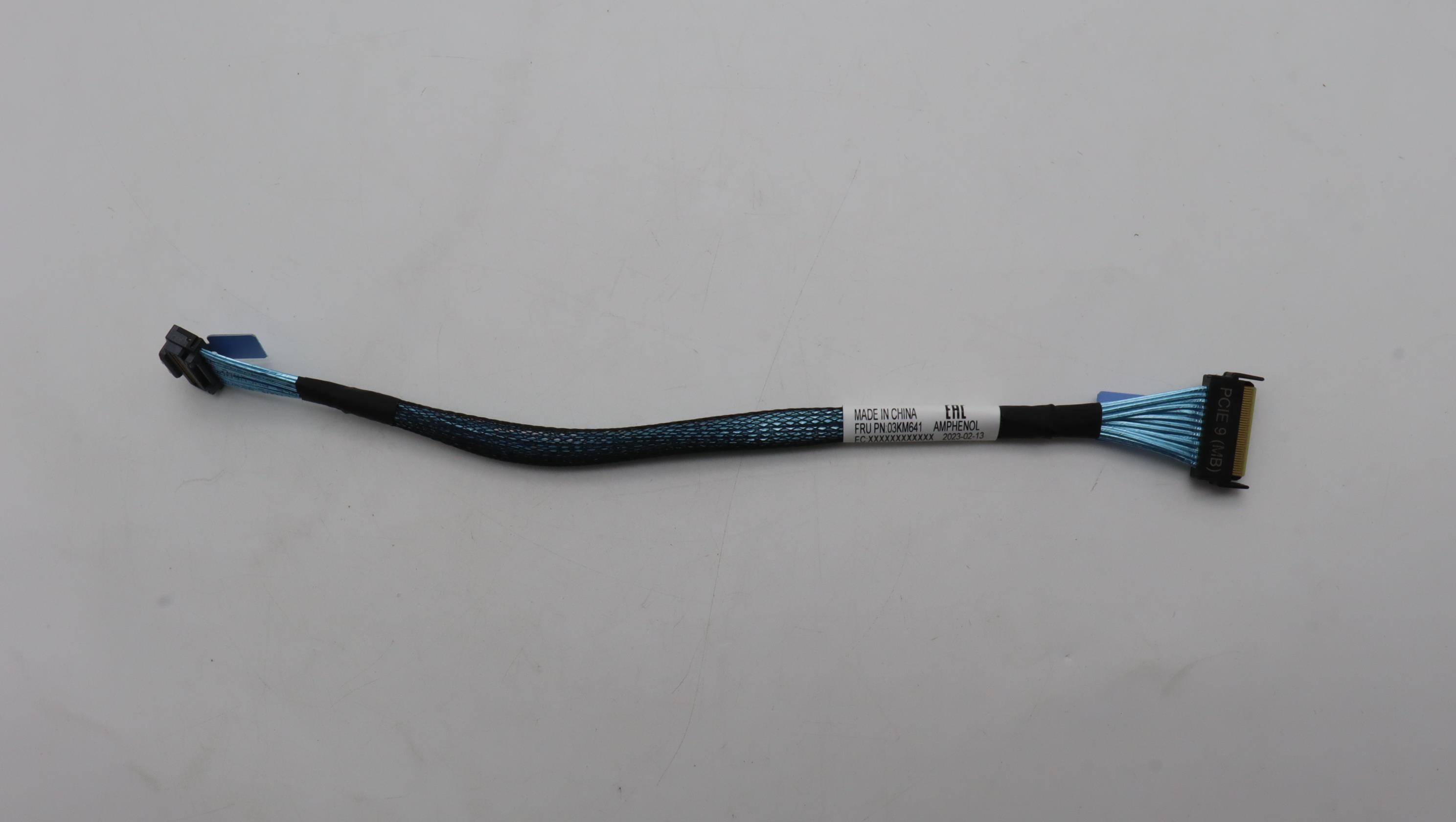 Кабель Lenovo Cable, Internal, PCIE Gen4 cable, MCIOx8-Swiftx8, 250mm (03KM641)