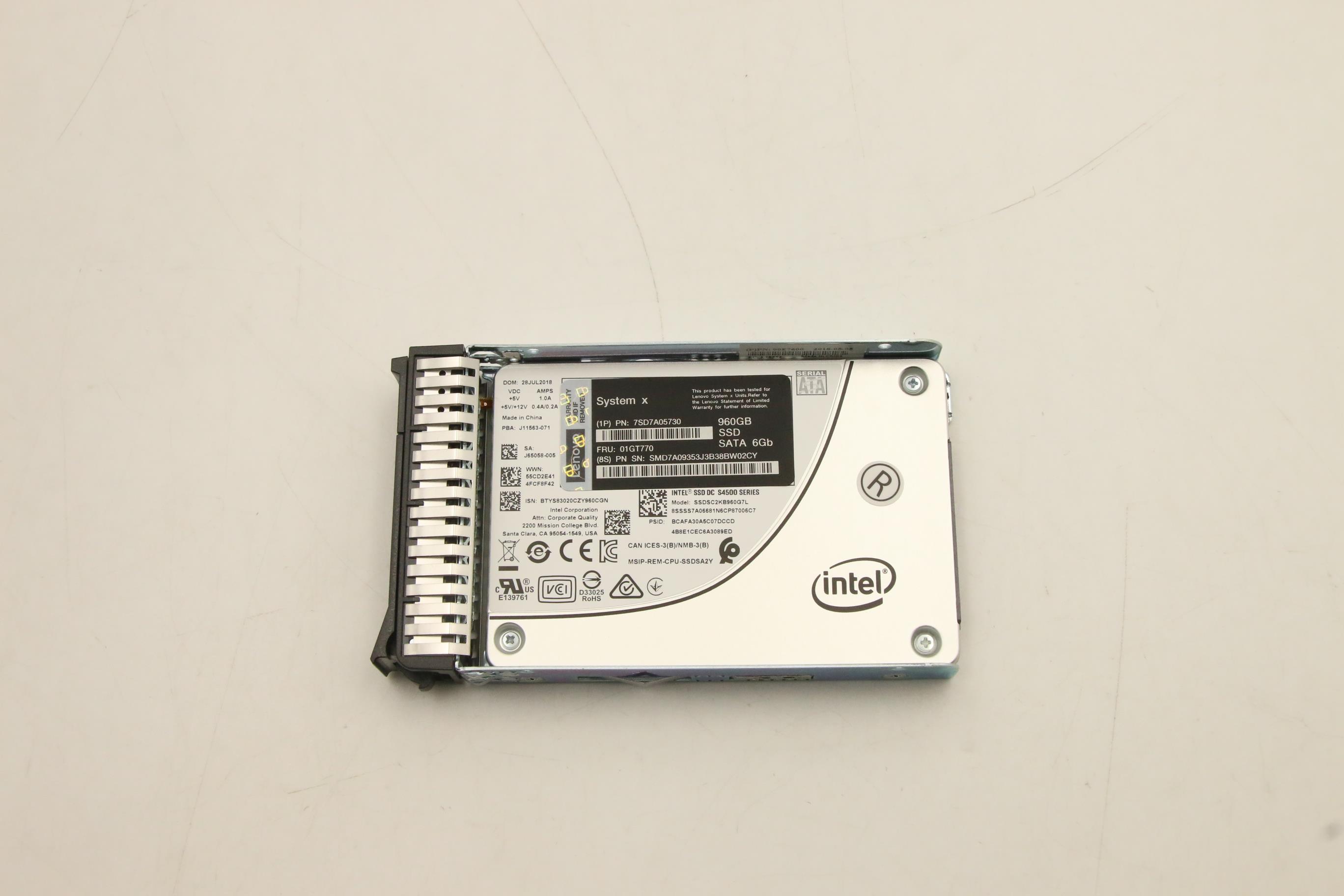 SSD накопитель Intel S4500 960GB Enterprise Entry SATA G3HS 2.5" SSD FRU (01GT770)