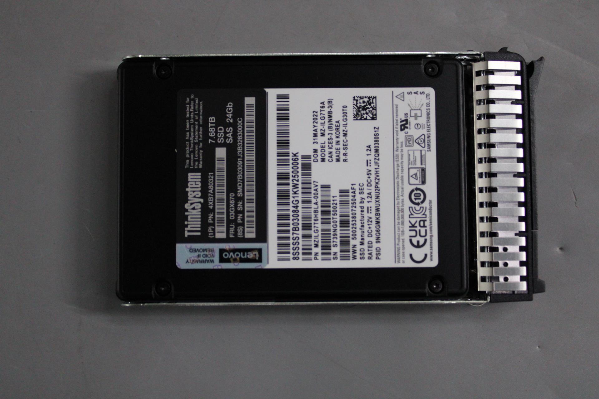 SSD накопитель Lenovo ThinkSystem 2.5" PM1653 7.68TB Read Intensive SAS 24Gb HS SSD SED (03GX670)