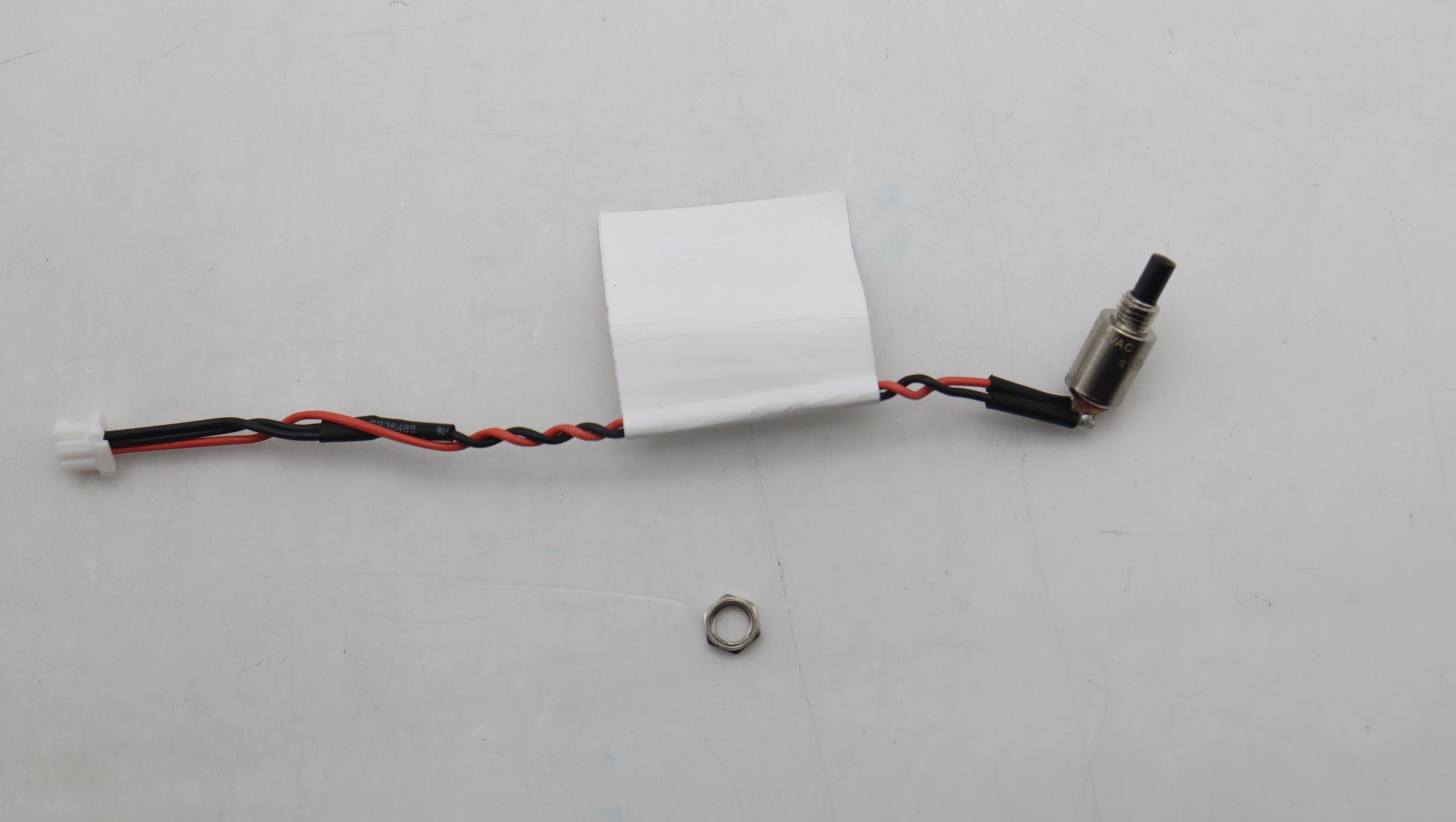 Кабель Lenovo Cable, Internal, Heatsink detect cable  (Pico-Clasp 1x4 to Detect switch, 100mm) (03LE774)