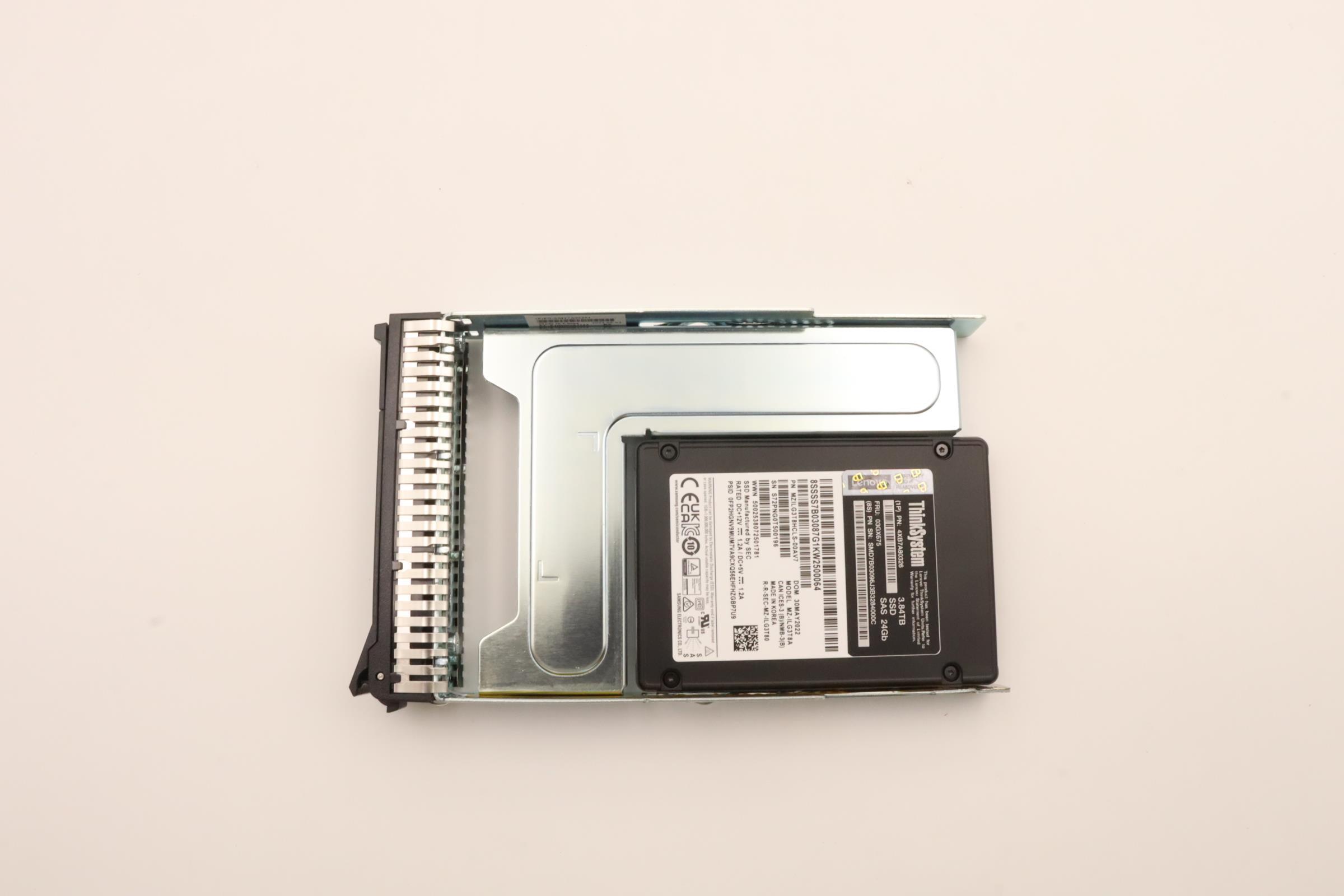 SSD накопитель Lenovo ThinkSystem 3.5" PM1653 3.84TB Read Intensive SAS 24Gb HS SSD SED (03GX675)