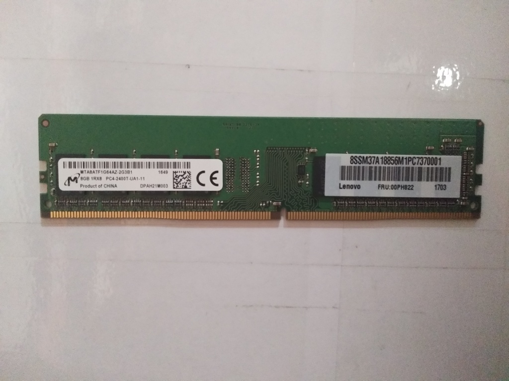 Оперативная память Lenovo 8GB 1Rx8 DDR4-2400U 1RX8 1.2V (00PH822)