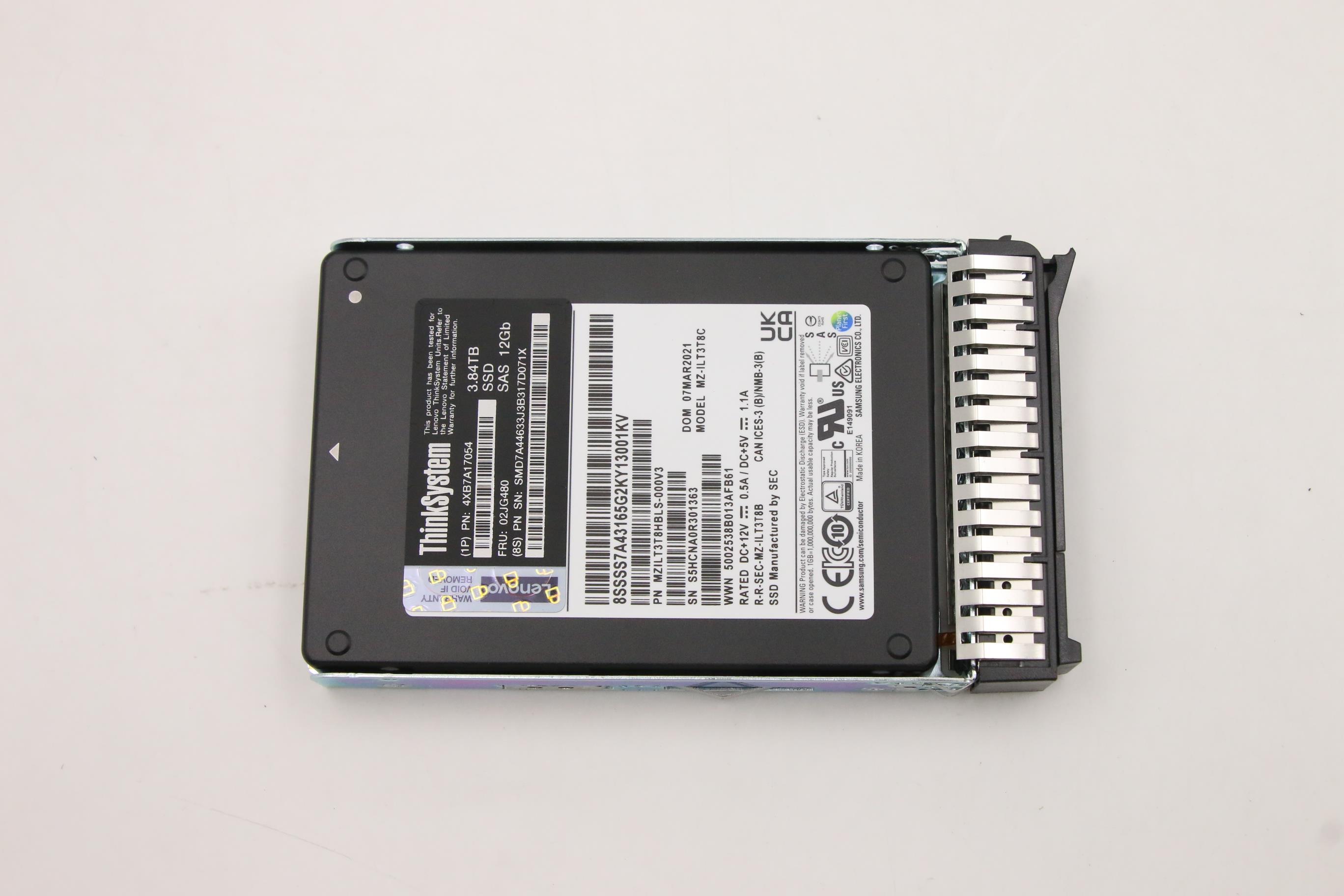 SSD накопитель Lenovo ThinkSystem 2.5" PM1643a 3.84TB Capacity SAS 12Gb Hot Swap SSD (02JG480)