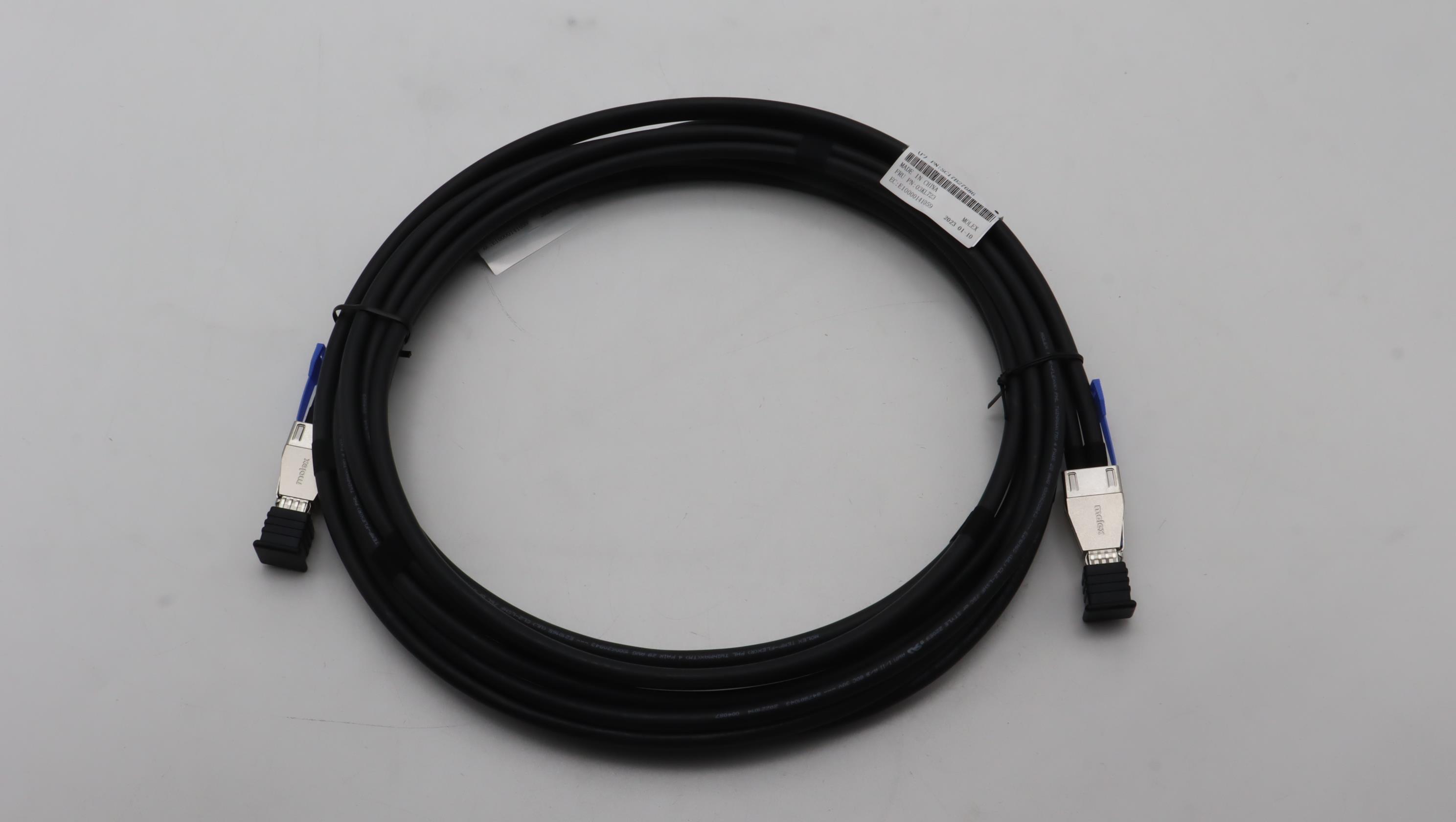 Кабель Lenovo 3.5M 24G miniSAS HD cable SFF8644 to SFF8644 (03KL723)
