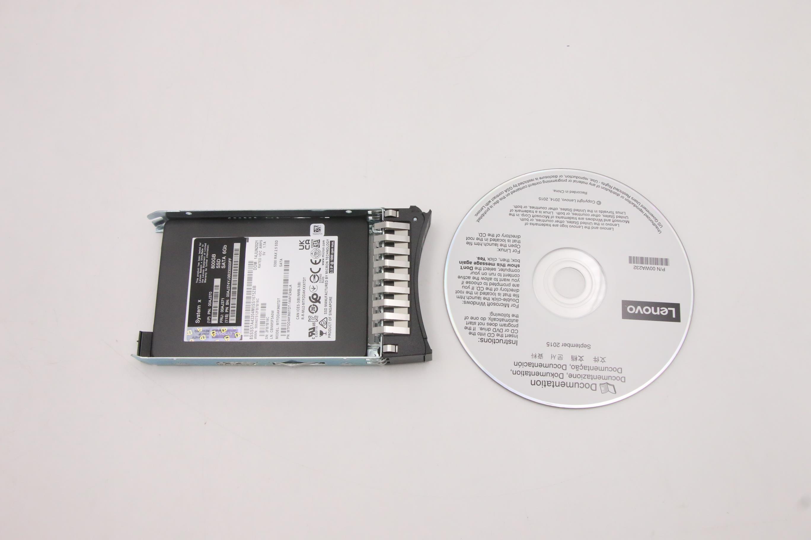 SSD накопитель Lenovo 800GBSATA G2HS (00AJ371)