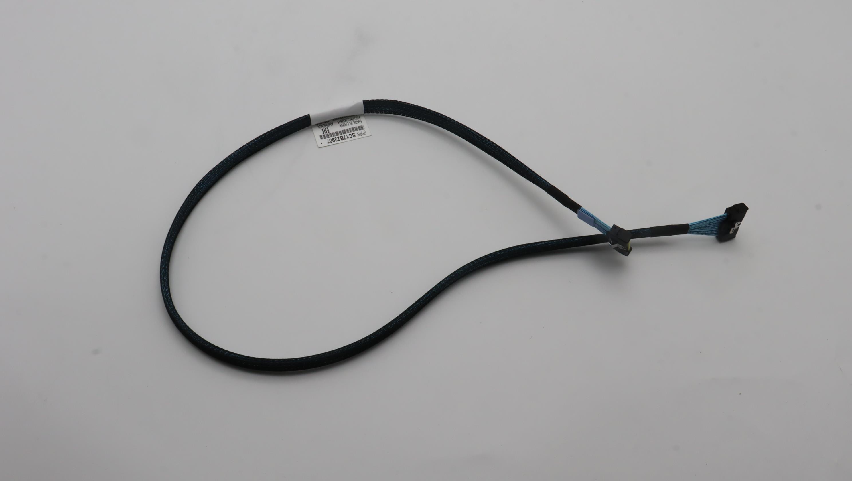 Кабель Lenovo Cable, Internal,PCIE Gen4 Cable, MCIOx8-MCIOx8, 800mm (03KM645)