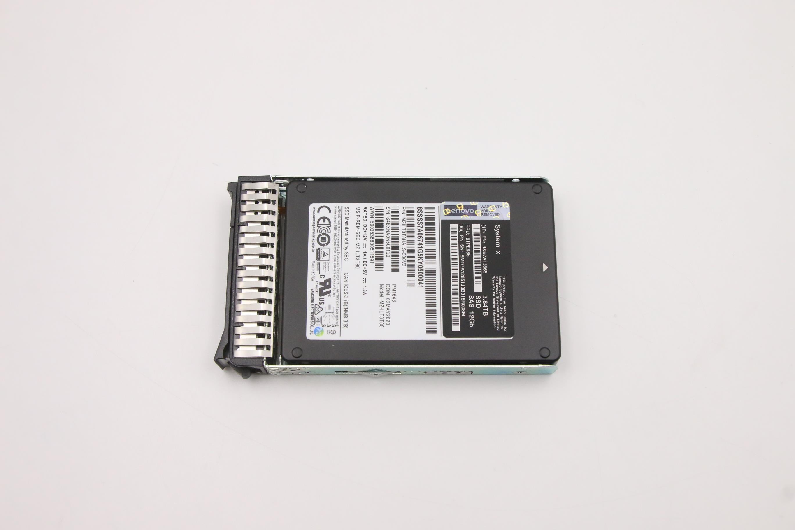 SSD накопитель Lenovo 3.84TB 12Gb SAS 2.5" Enterprise Capacity G3HS SSD FRU (01PE985)