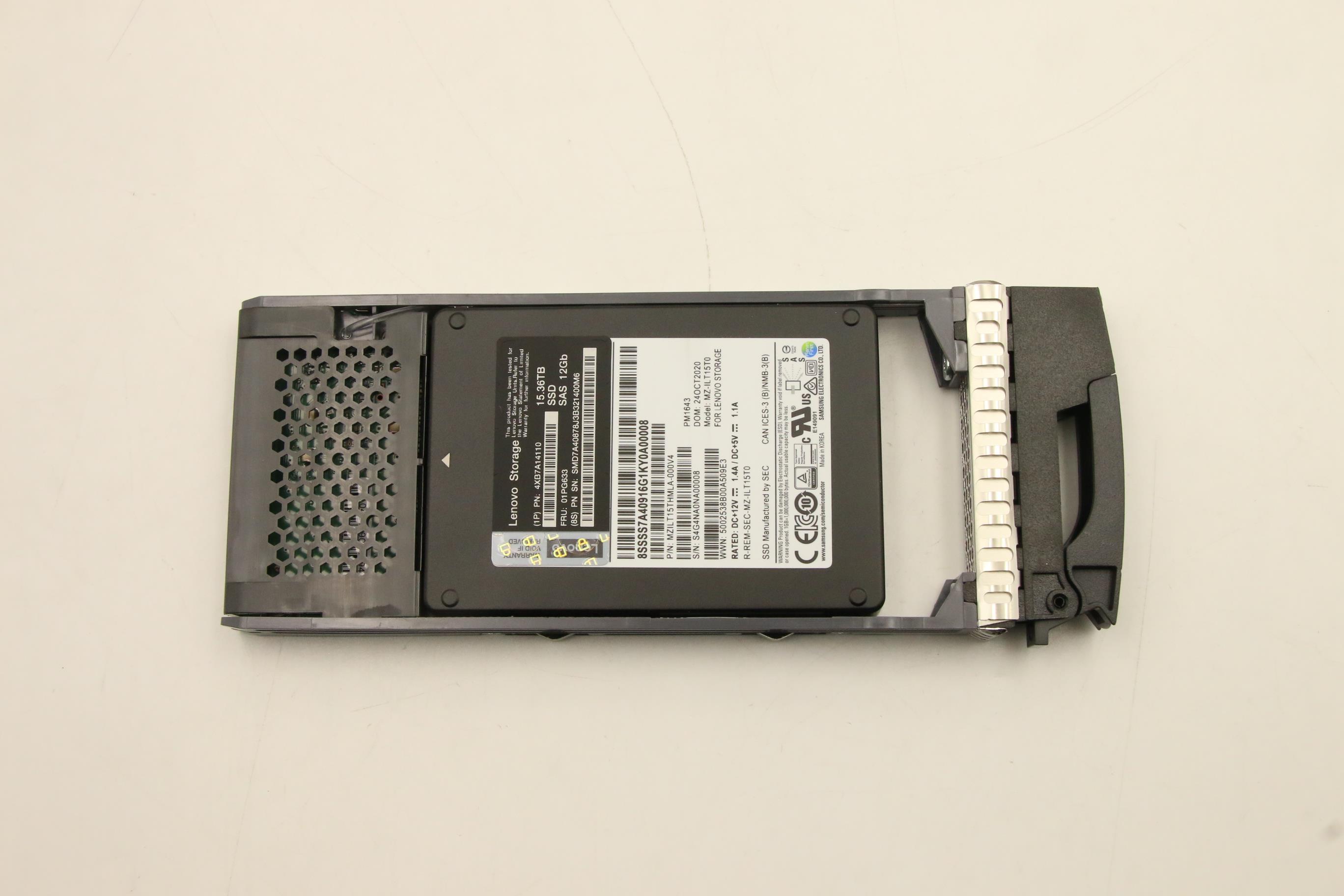 SSD накопитель Lenovo 15.36TB 12Gb SAS 2.5" 1DWPD HS SSD ASM 2U24 (01PG633)