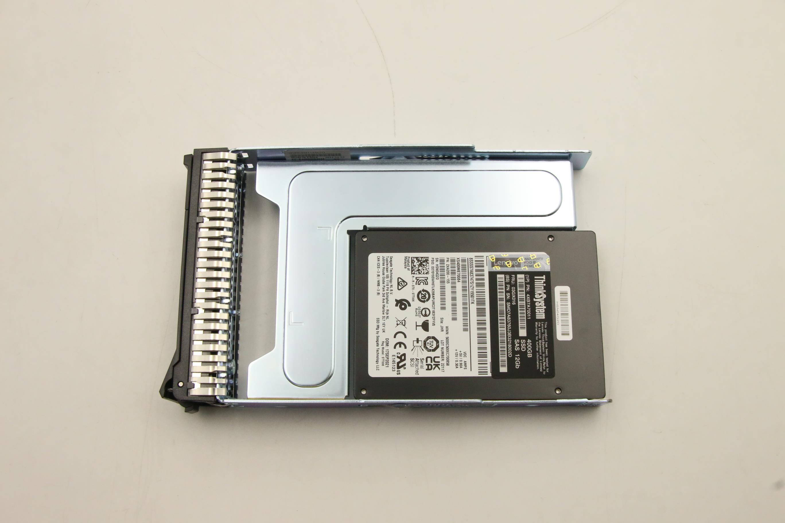SSD накопитель Lenovo ThinkSystem 3.5" Nytro 3732 400GB Performance SAS 12Gb Hot Swap SSD (03GX016)