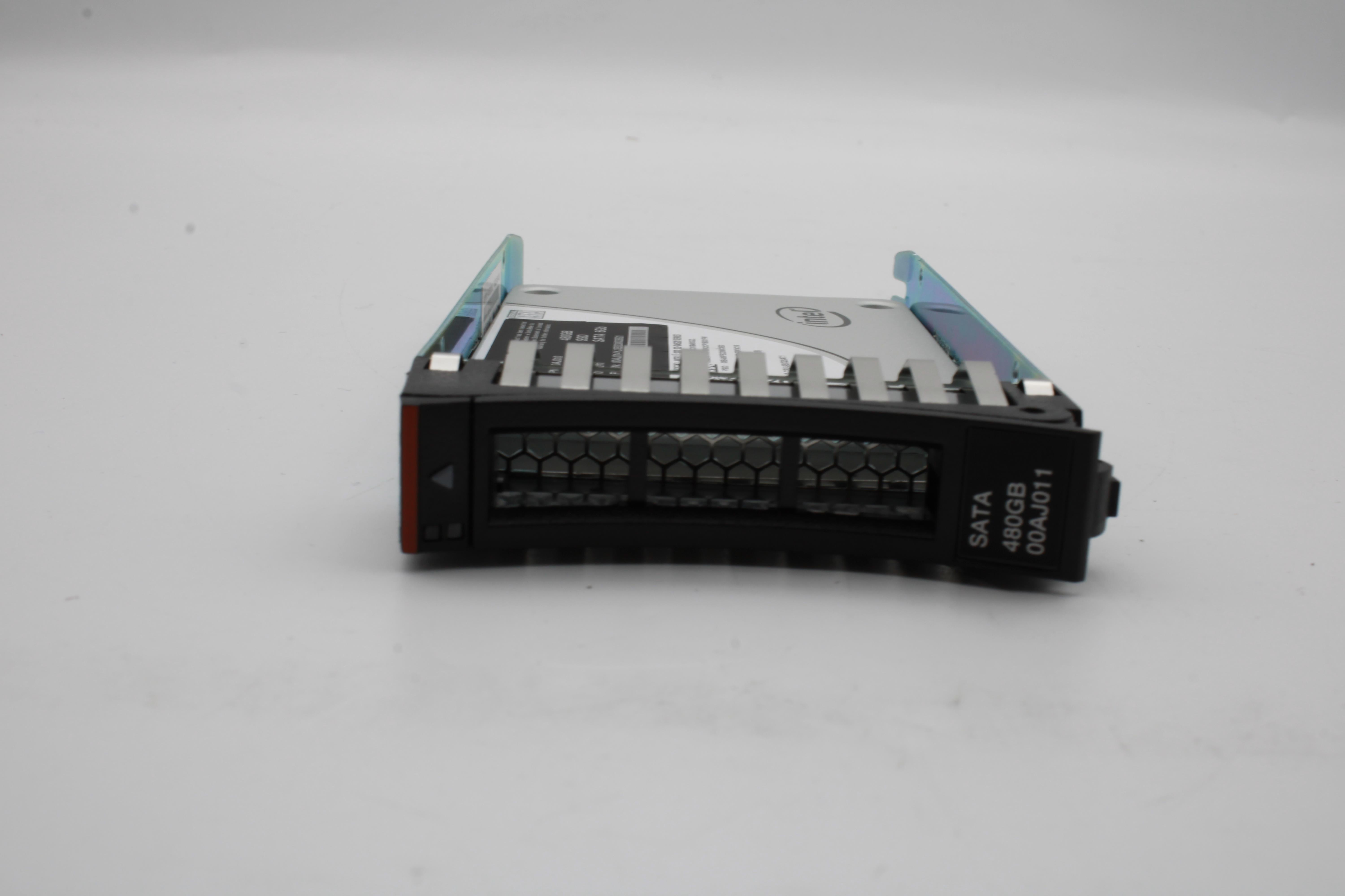 SSD накопитель Lenovo DCS3500 480GB (00AJ011)