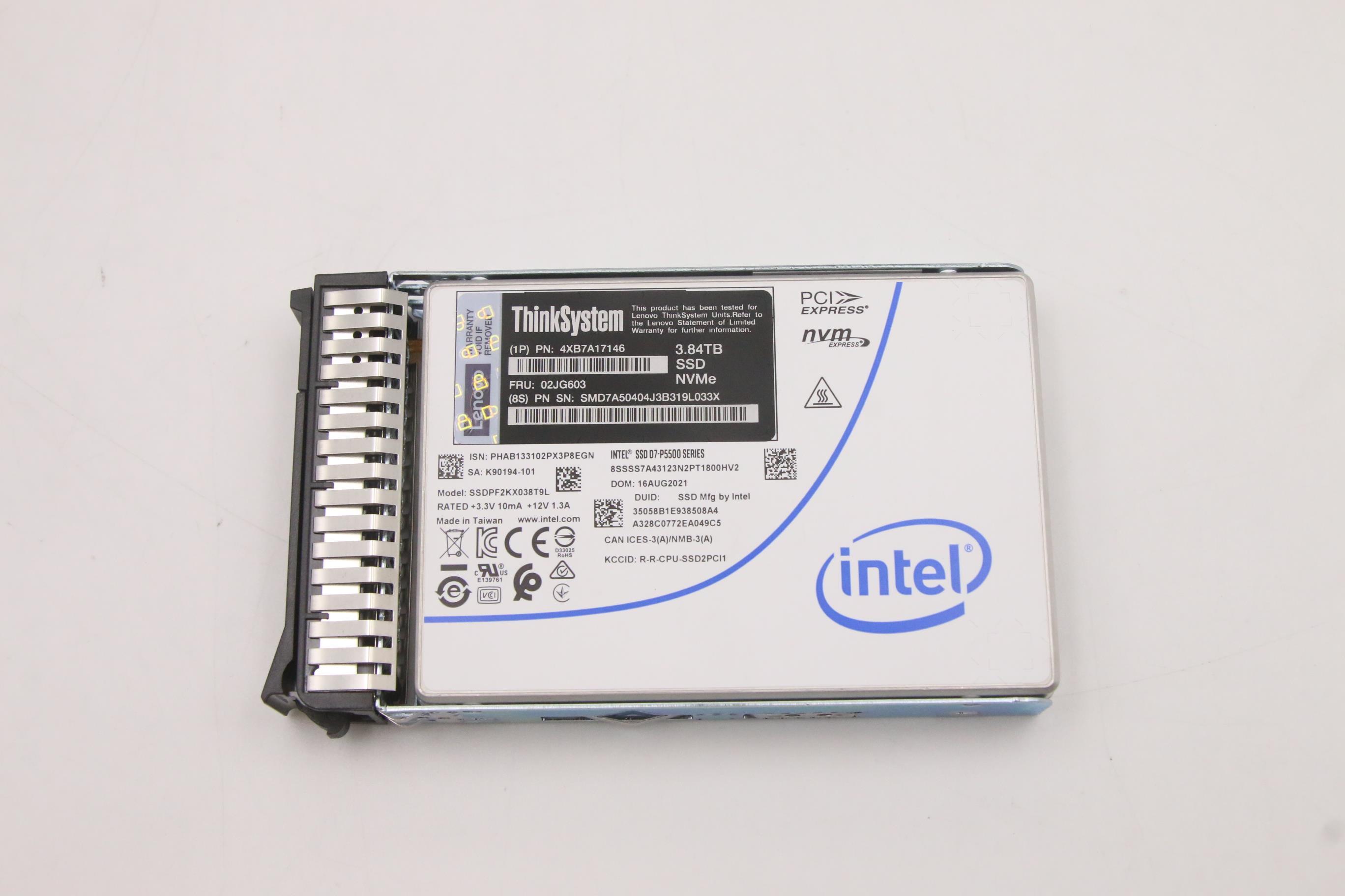 SSD накопитель Lenovo ThinkSystem 2.5" U.2 P5500 3.84TB Read Intensive NVMe PCIe 4.0 x4 HS SSD (02JG603)