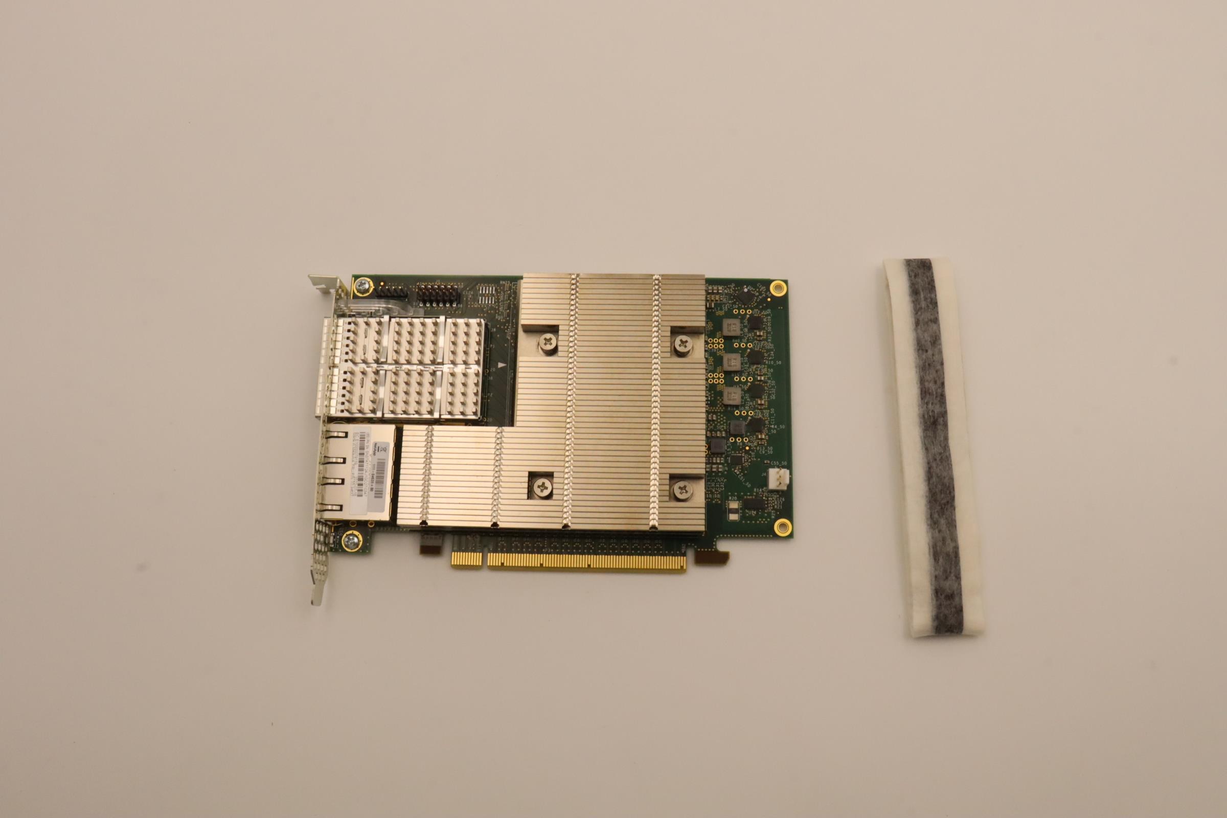 Сетевая карта Lenovo 2P 100Gb PCIe Ethernet SmartIO adapter for DM Series AFF storage (02JH637)