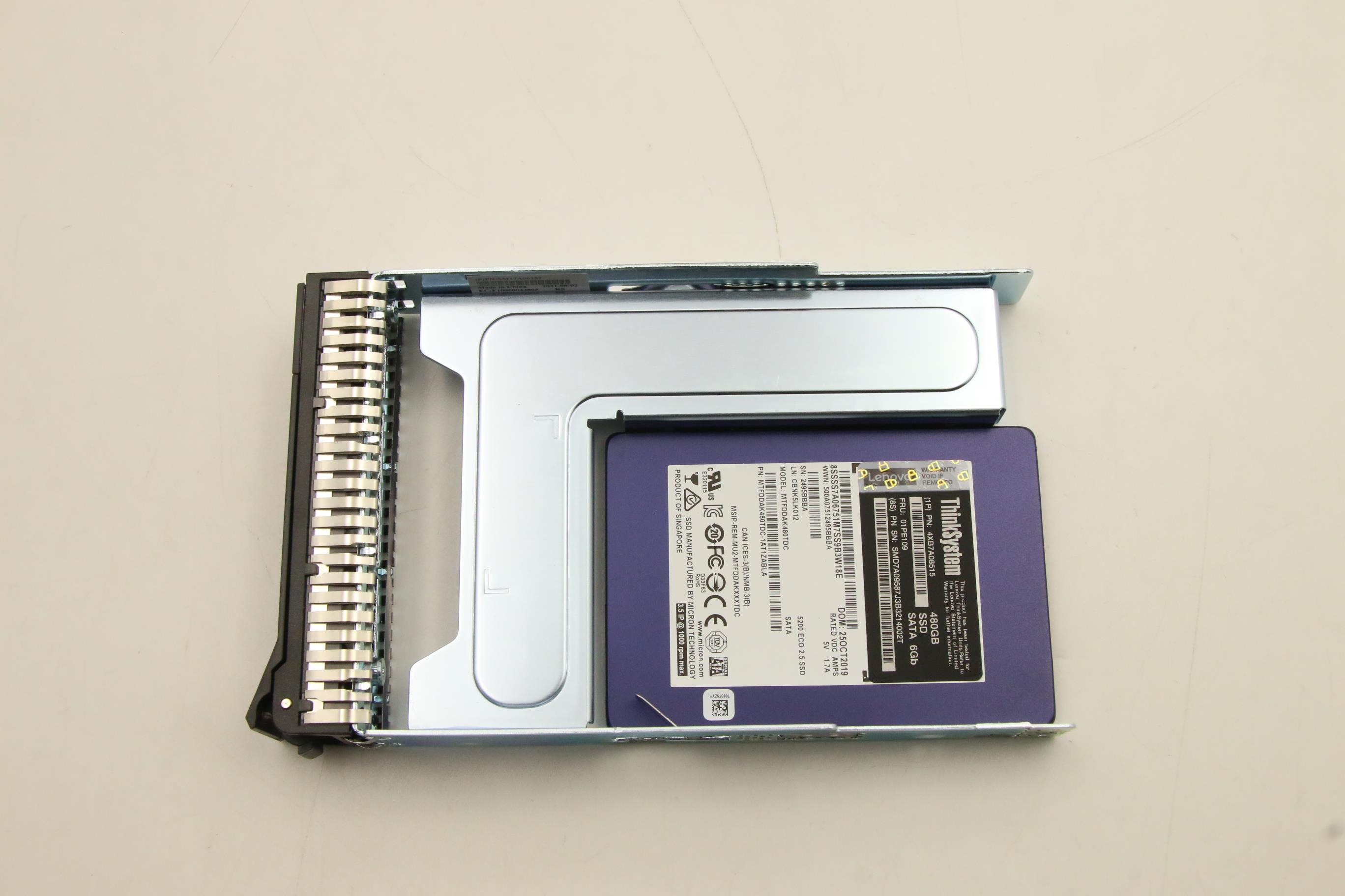 SSD накопитель Micron ThinkSystem 3.5" 5200 480GB Entry SATA 6Gb Simple Swap SSD (01PE109)