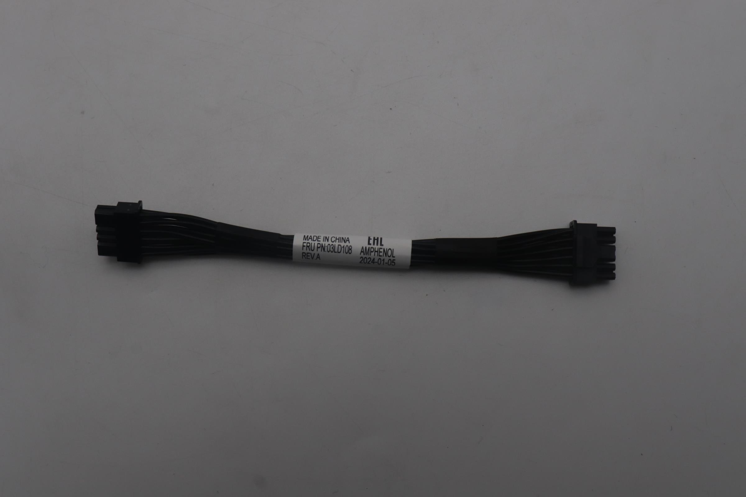 Кабель Lenovo Cable,Riser2 Power Cable-140mm (03LD108)