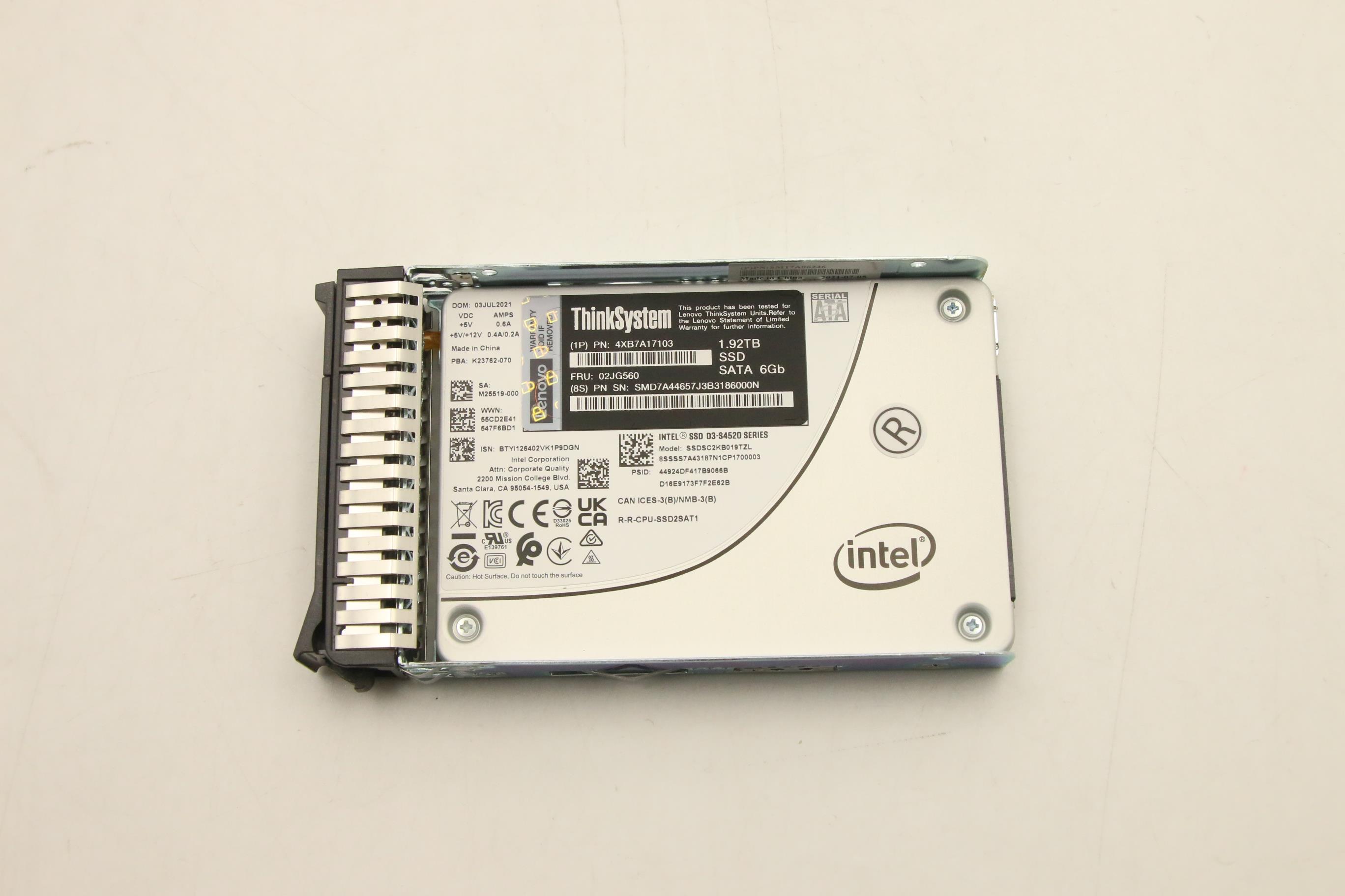 SSD накопитель Lenovo ThinkSystem 2.5" S4520 1.92TB Read Intensive SATA 6Gb HS SSD (02JG560)