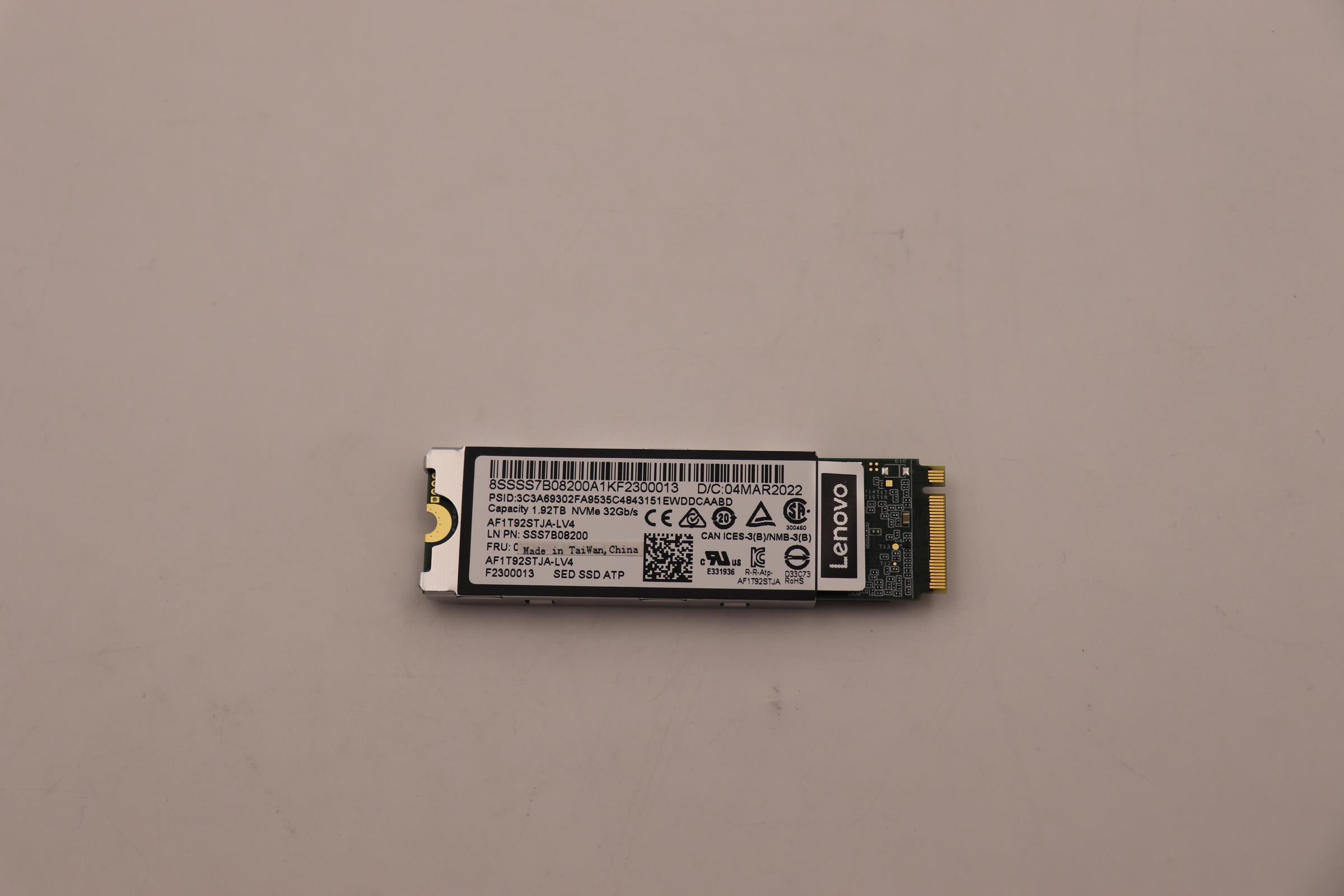 SSD накопитель Lenovo ThinkSystem M.2 N600Si 1.92TB Read Intensive NVMe PCIe 3.0 x4 NHS SSD Industrial (with Heat Sink) (03KH263)