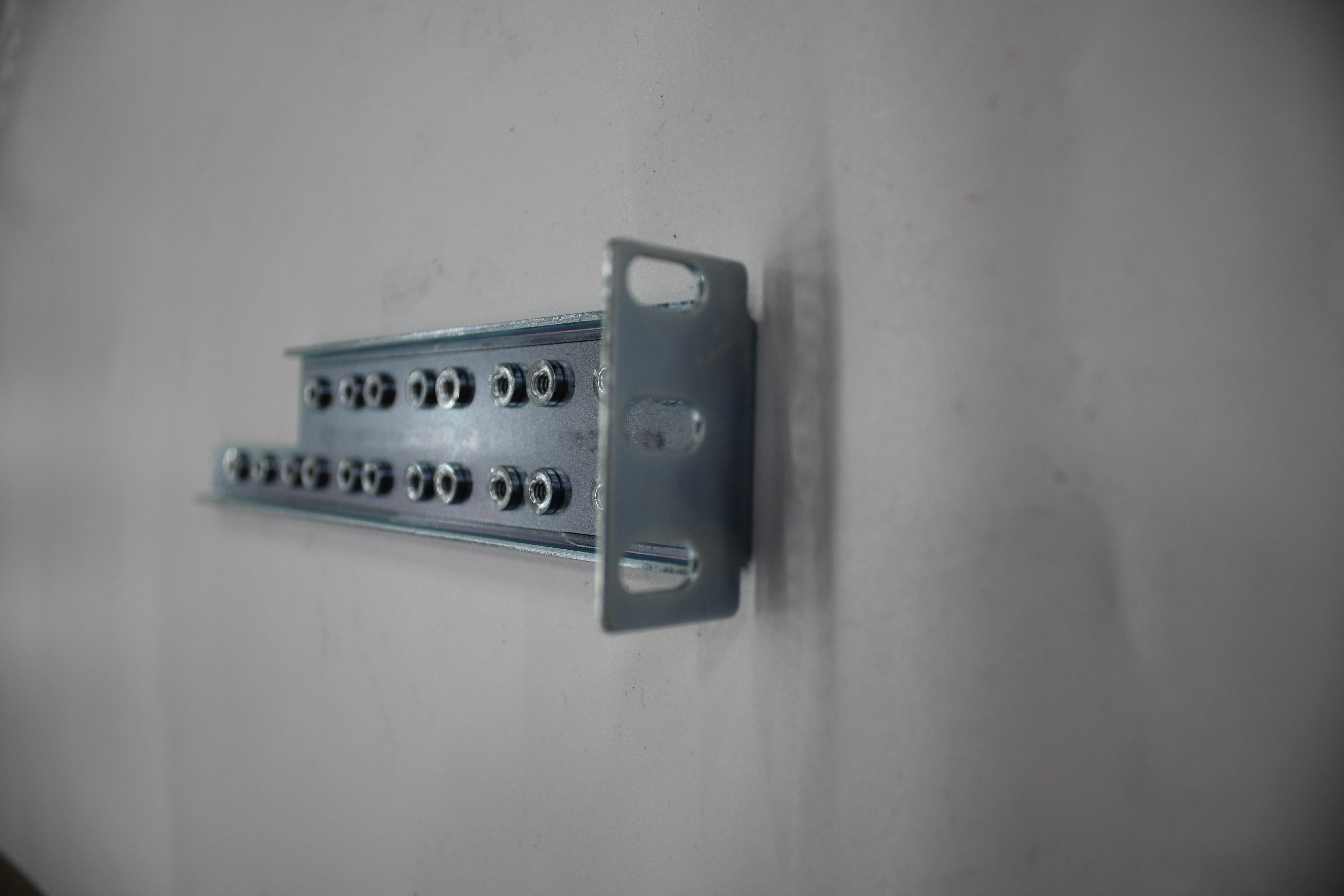 Монтажный комплект Brocade Rail, Brocade, B300 FIXED RACK MOUNT KIT (00YH937)