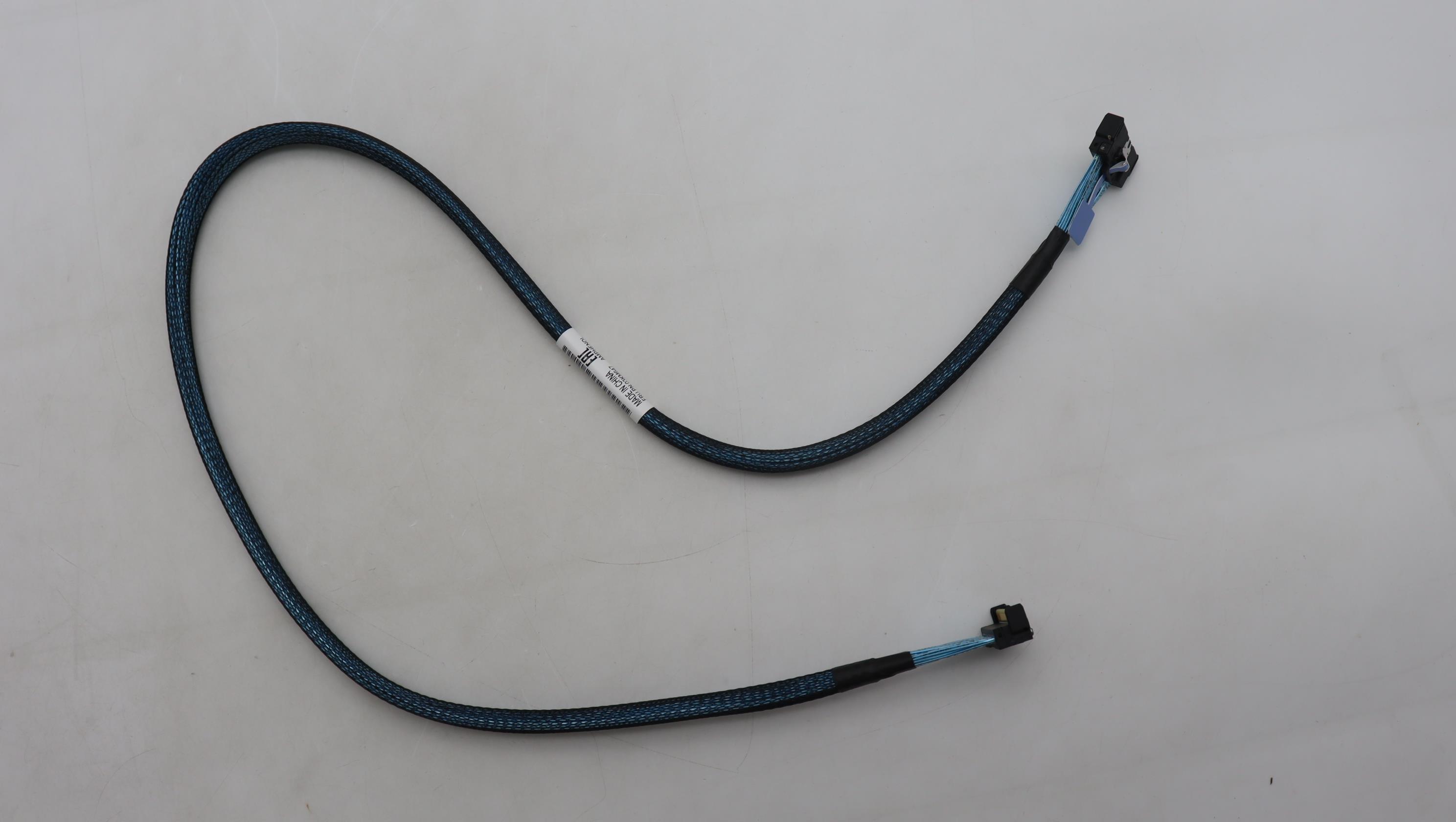 Кабель Lenovo Cable, Internal, PCIE Gen4 Cable, MCIOx8 to RA MCIOx8, 800mm (03KM647)